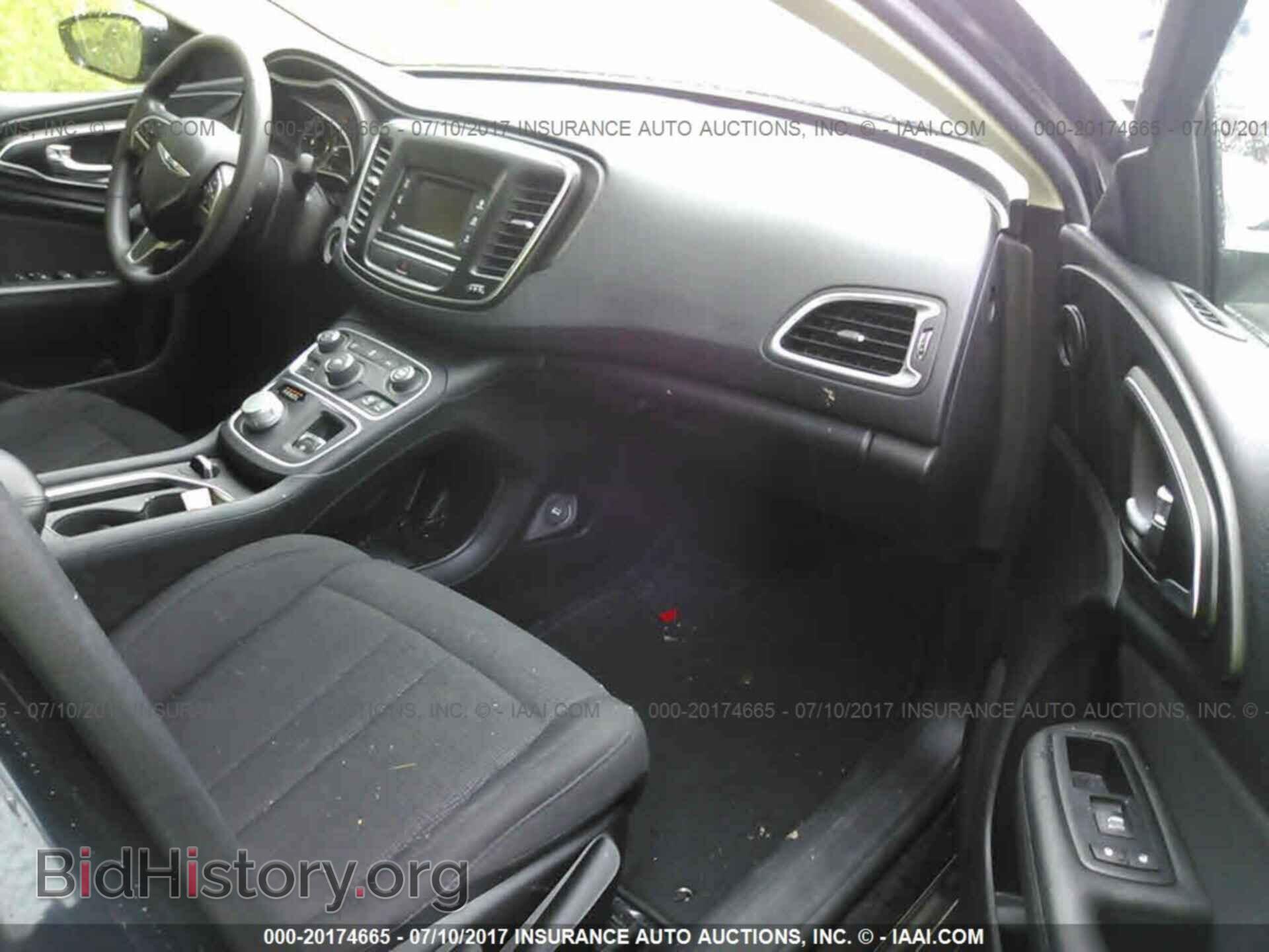 2015 Chrysler 200 - VIN: 1C3CCCAB8FN730860 - Photo 5