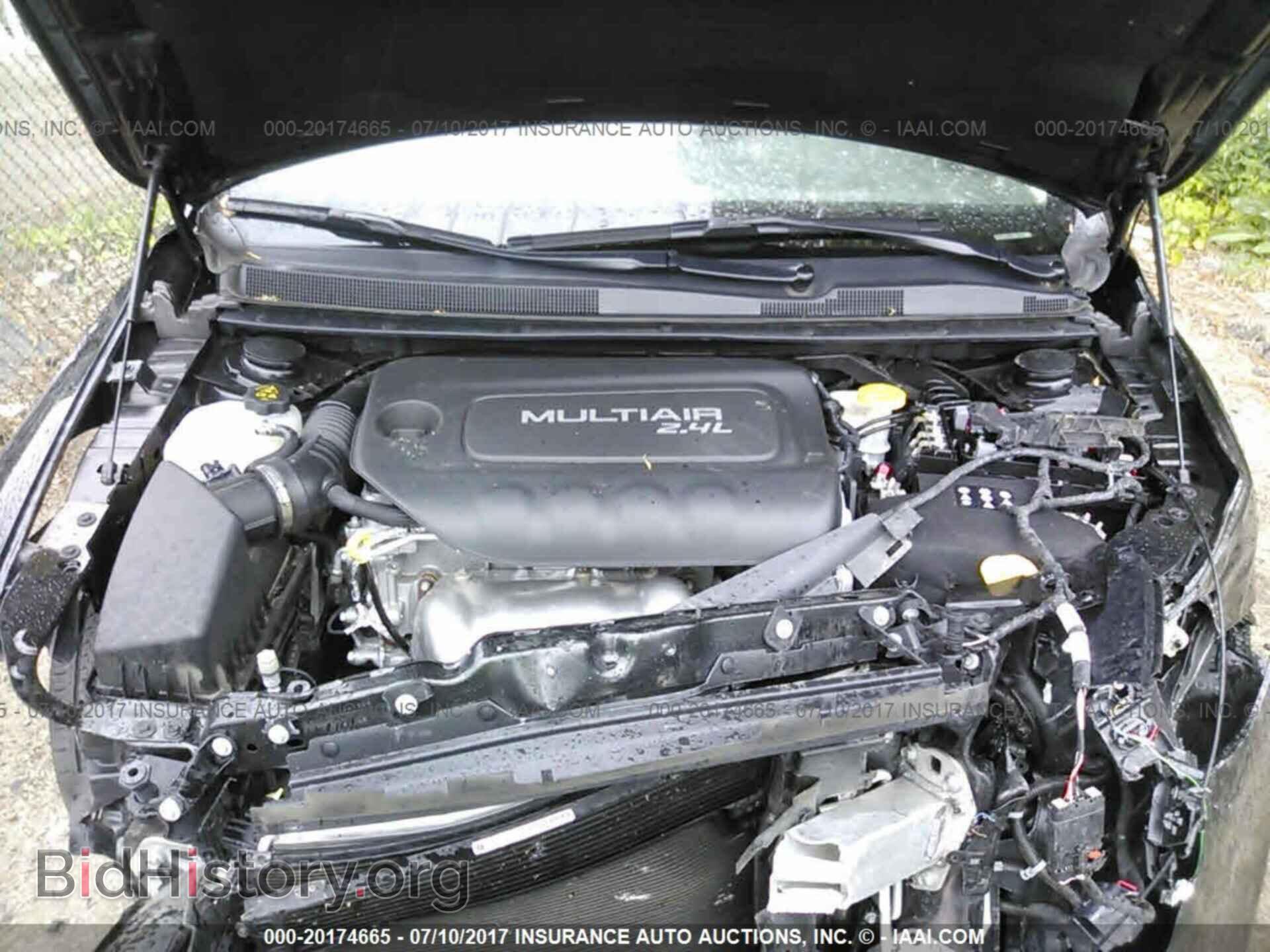 2015 Chrysler 200 - VIN: 1C3CCCAB8FN730860 - Photo 10