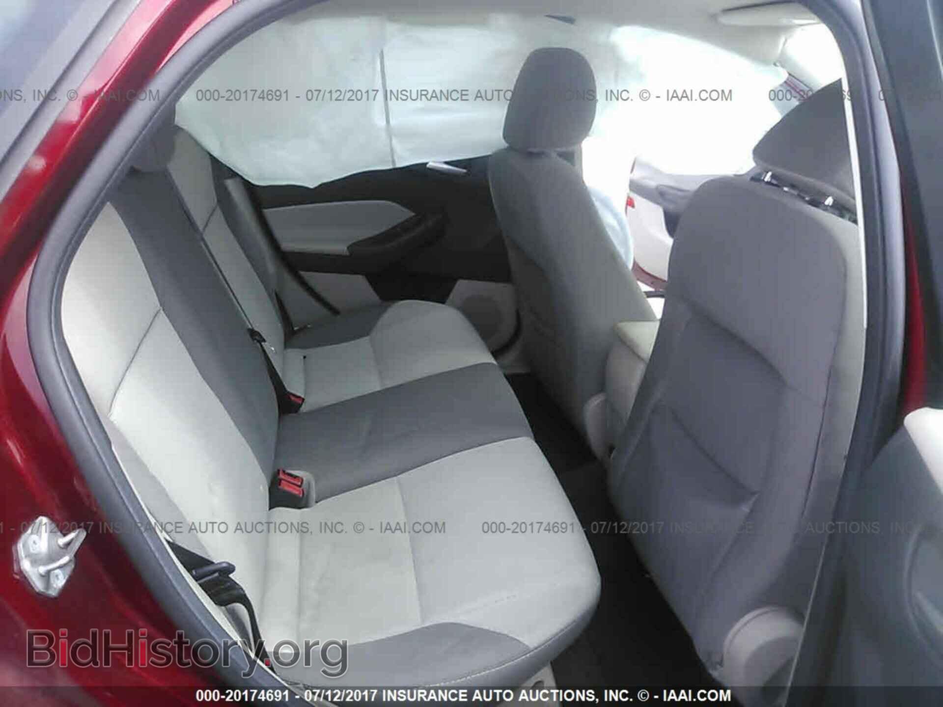 2014 Ford Focus - VIN: 1FADP3K23EL283230 - Photo 8