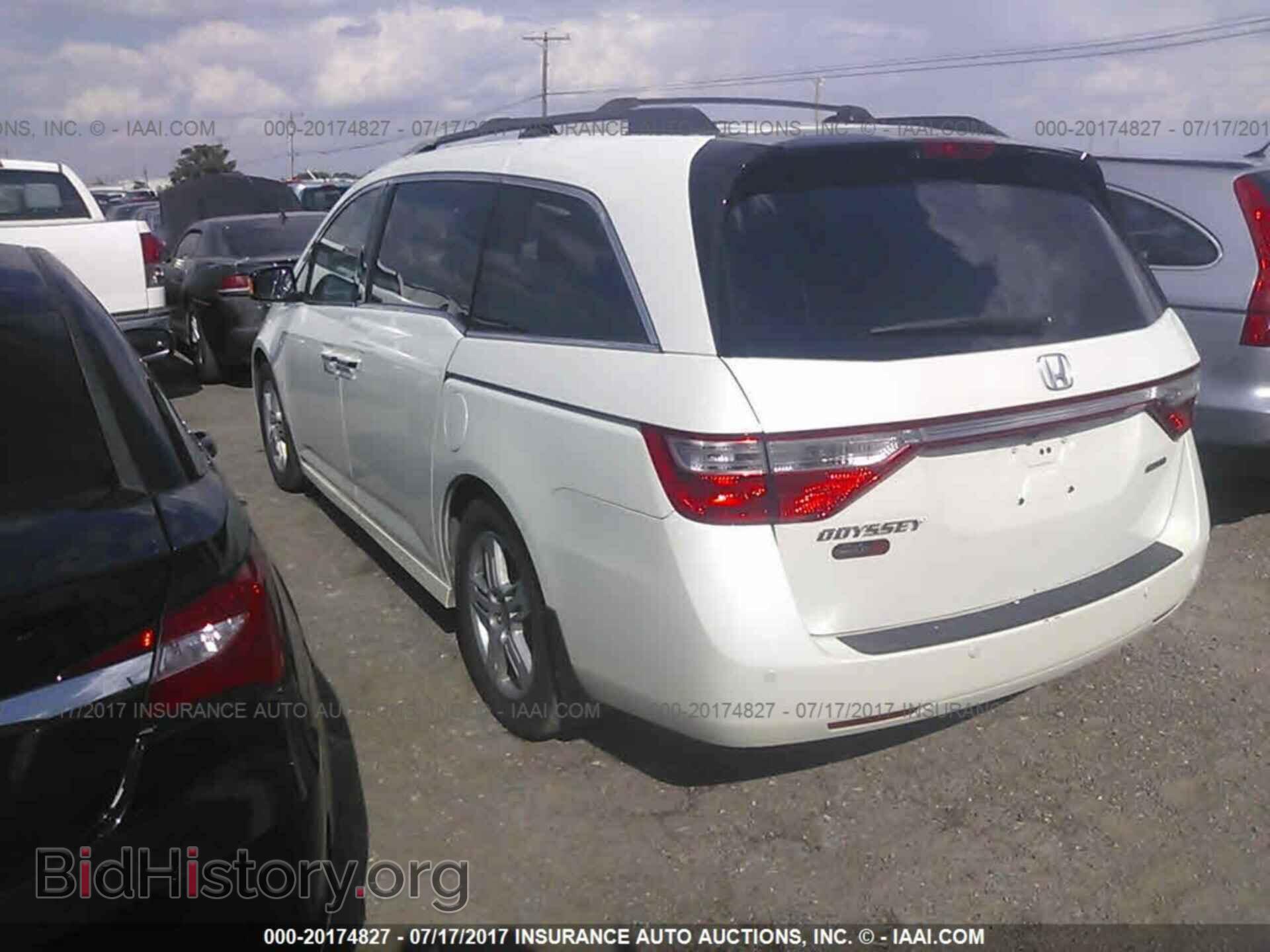 2012 Honda Odyssey - VIN: 5FNRL5H98CB142715 - Фото 3