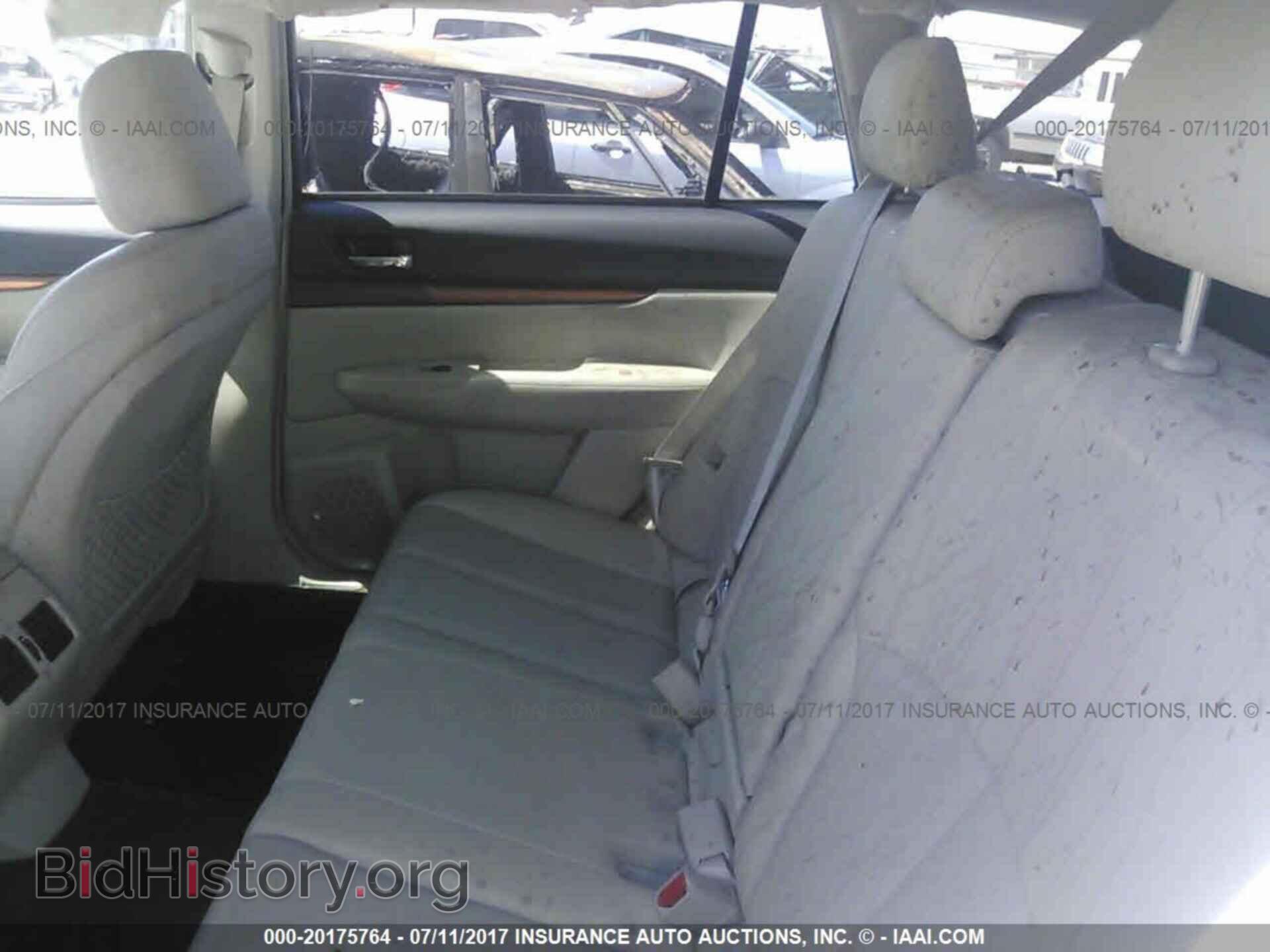 2014 Subaru Outback - VIN: 4S4BRBMC7E3246639 - Фото 8