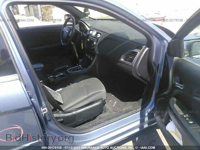 2011 Chrysler 200 - VIN: 1C3BC4FB2BN553775 - Фото 5