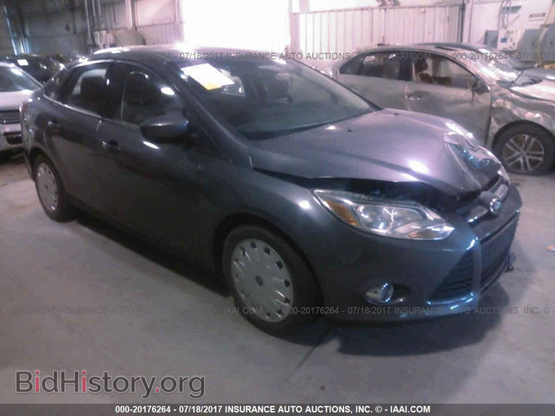 Photo 1FAHP3F21CL119788 - Ford Focus 2012