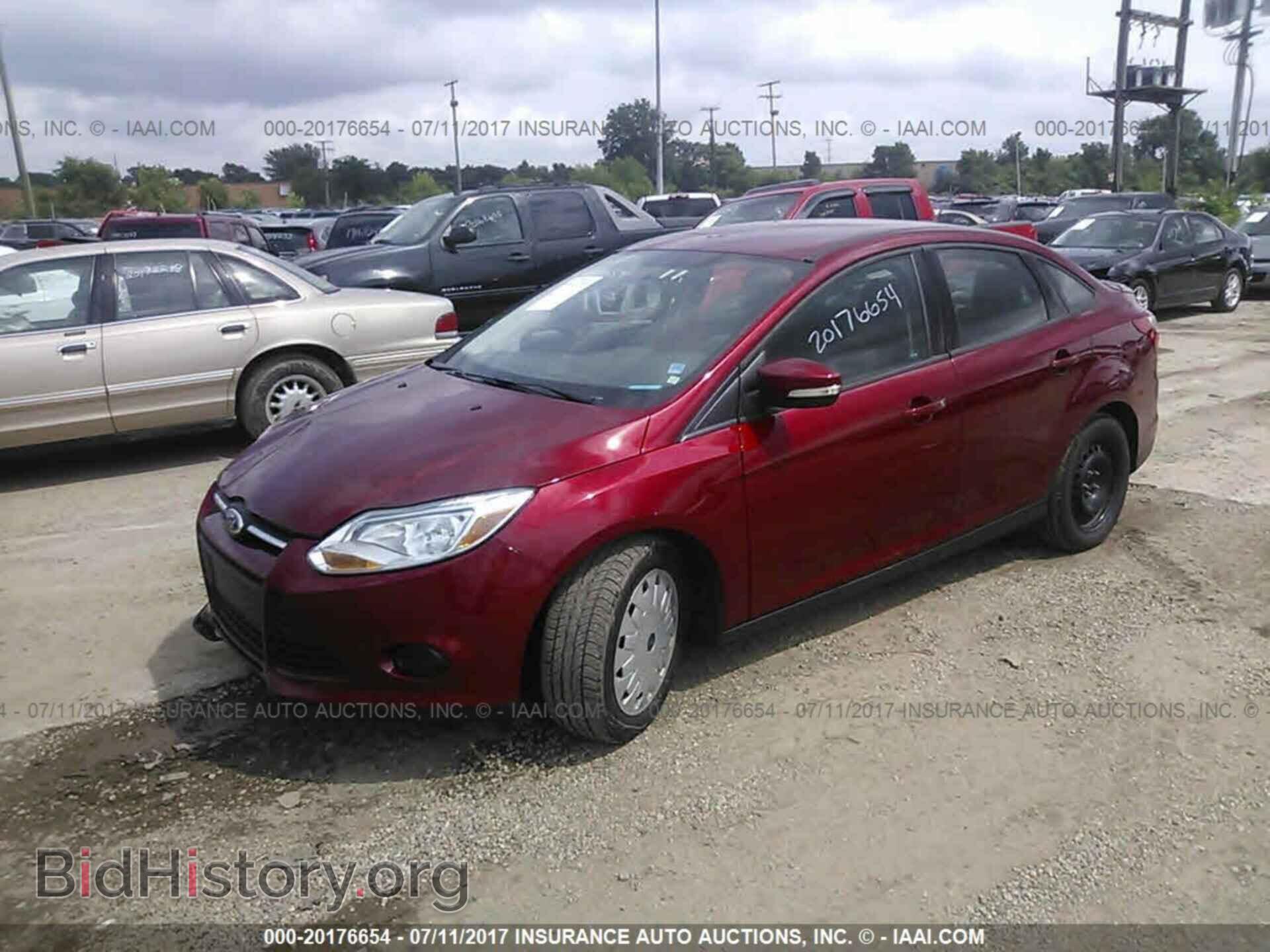 2013 Ford Focus - VIN: 1FADP3F26DL219918 - Photo 2