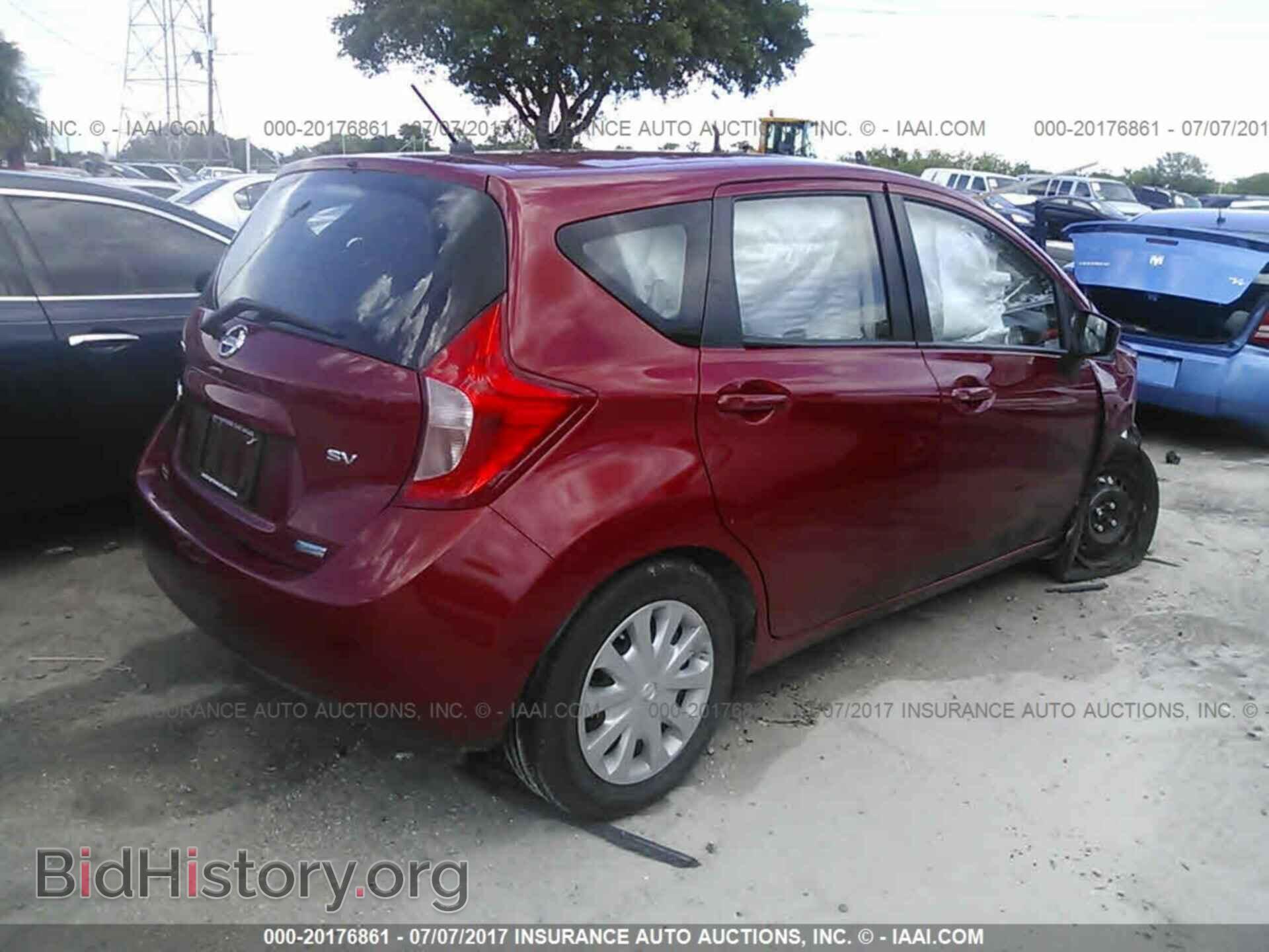 2015 Nissan Versa note - VIN: 3N1CE2CP6FL421996 - Фото 4