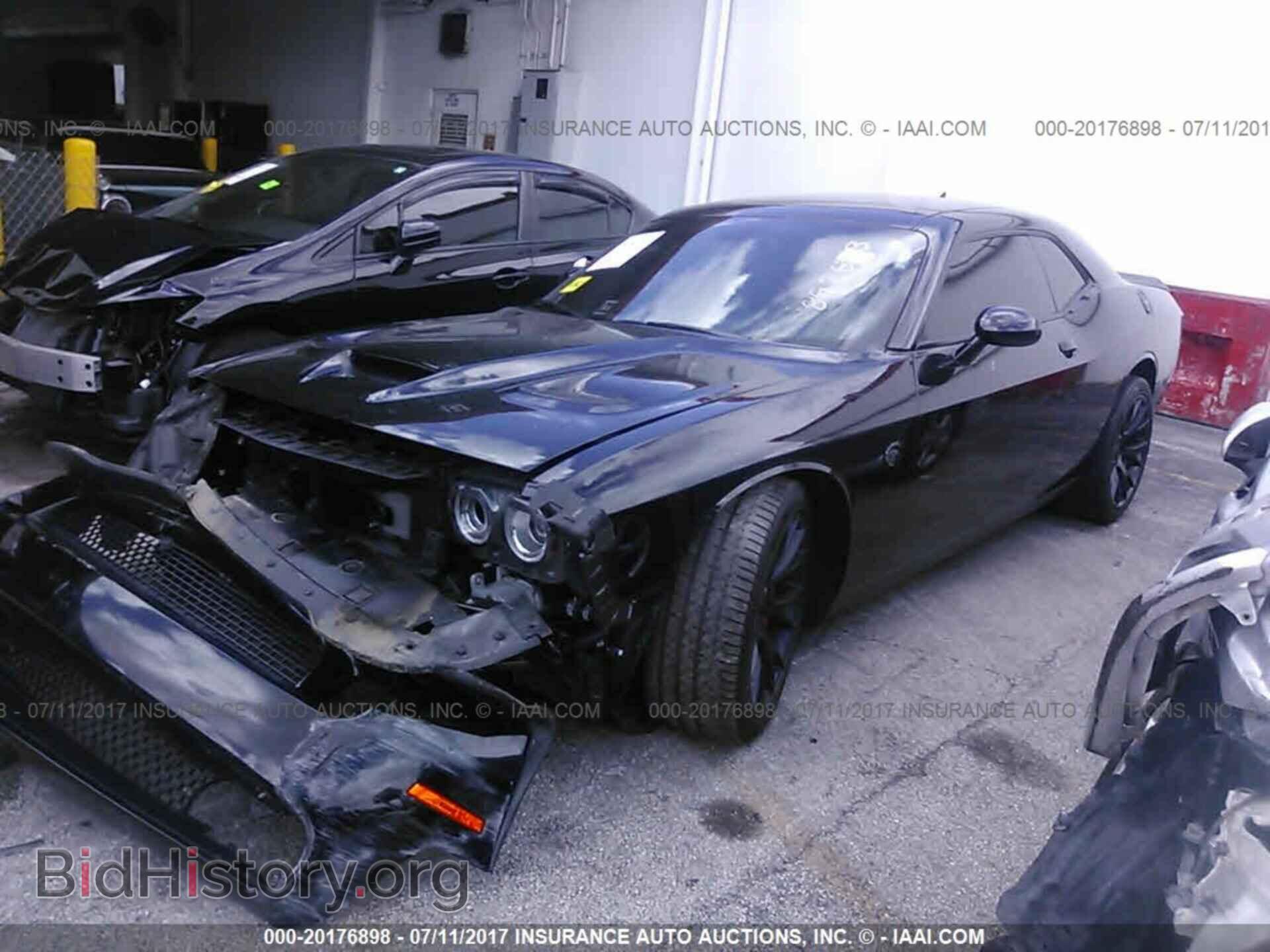 2015 Dodge Challenger - VIN: 2C3CDZC97FH892823 - Photo 2