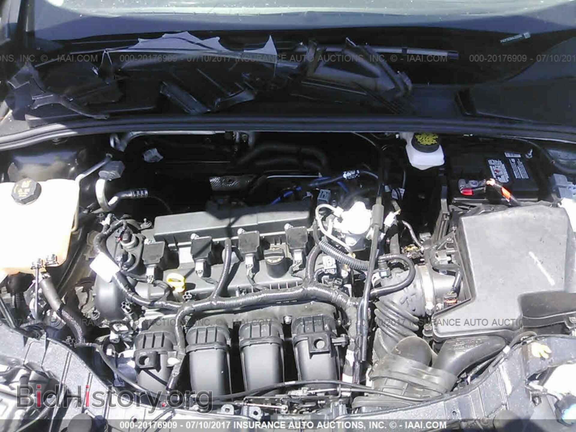 2017 Ford Focus - VIN: 1FADP3E26HL222583 - Photo 10
