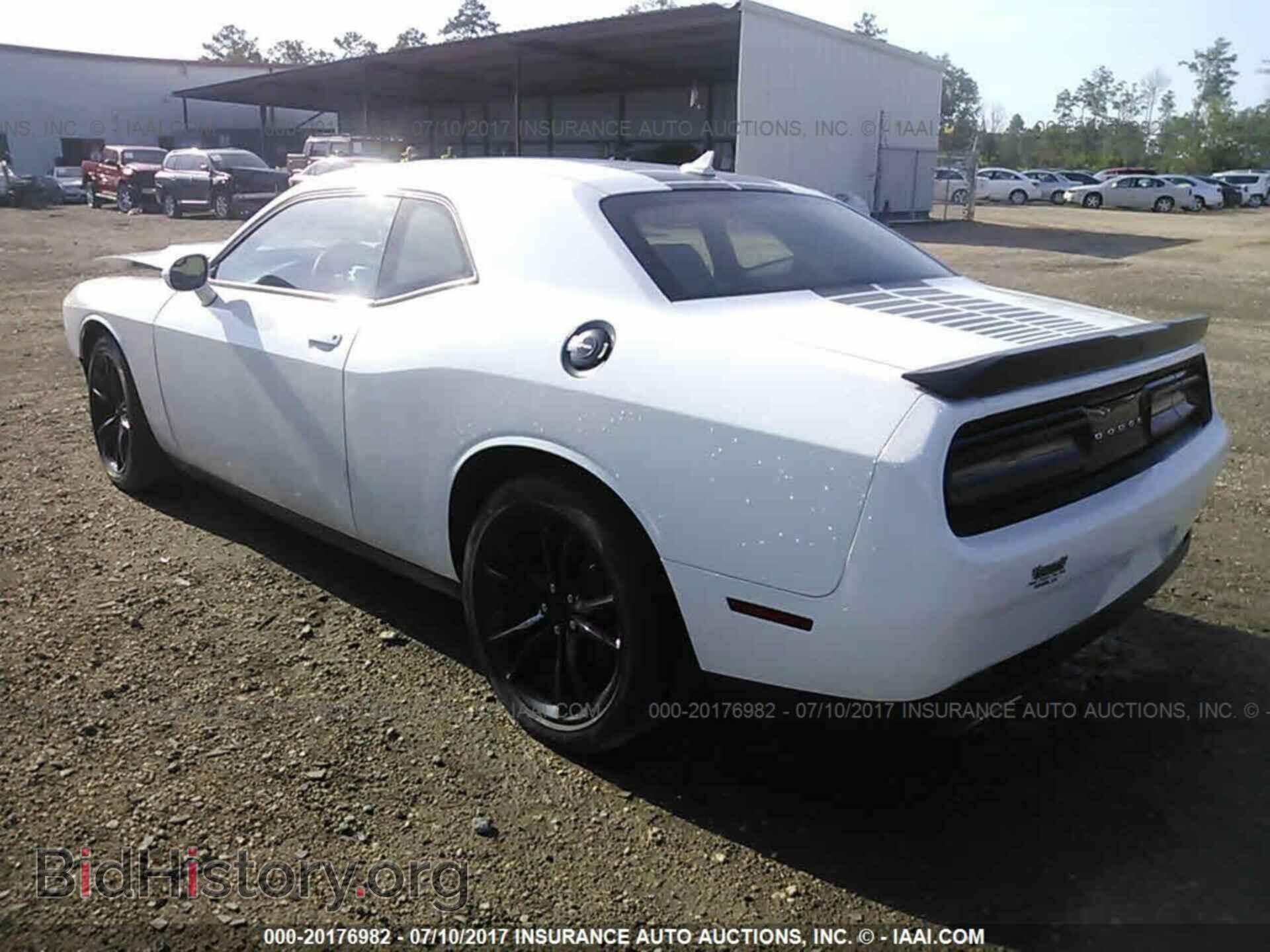 2016 Dodge Challenger - VIN: 2C3CDZAG4GH131718 - Photo 3