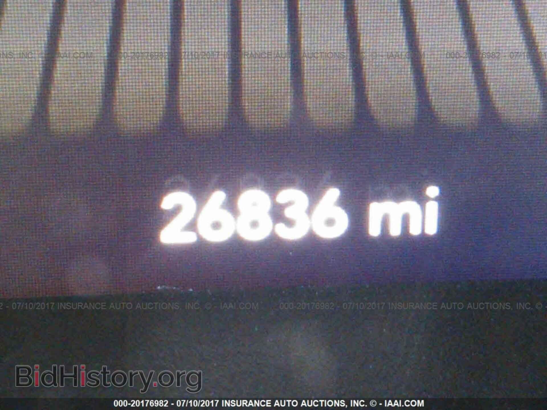 2016 Dodge Challenger - VIN: 2C3CDZAG4GH131718 - Photo 7