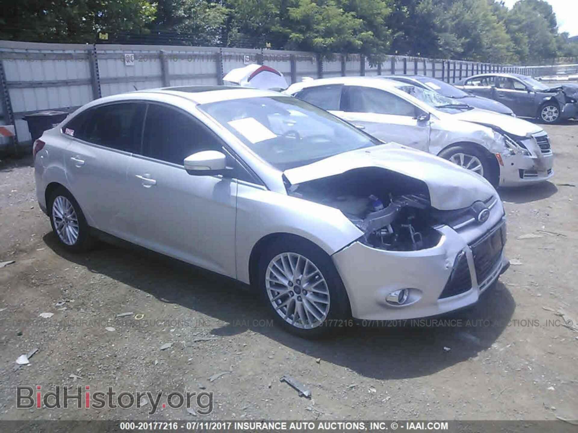 Photo 1FAHP3H28CL204902 - Ford Focus 2012