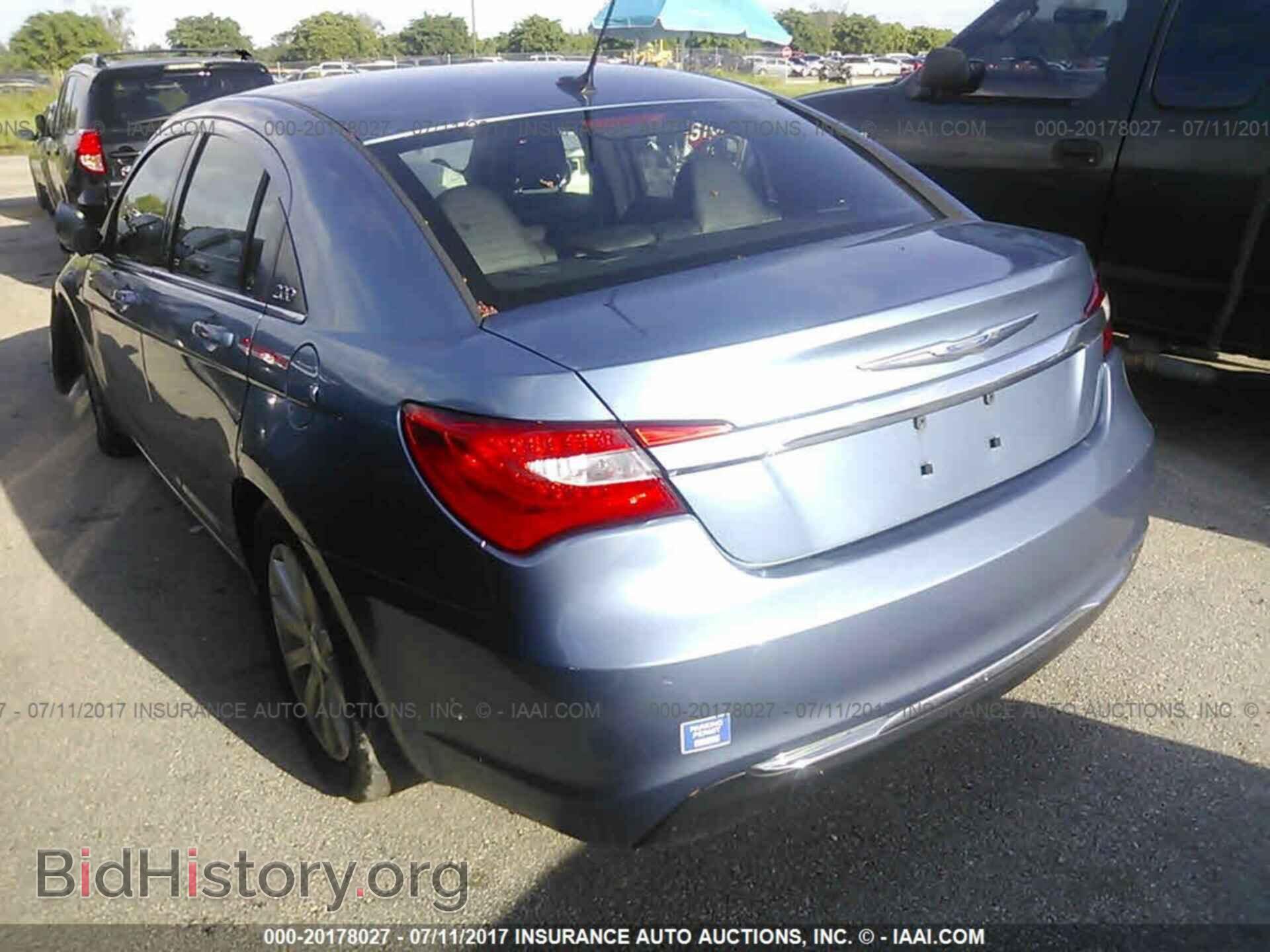 2011 Chrysler 200 - VIN: 1C3BC1FB6BN539795 - Photo 3