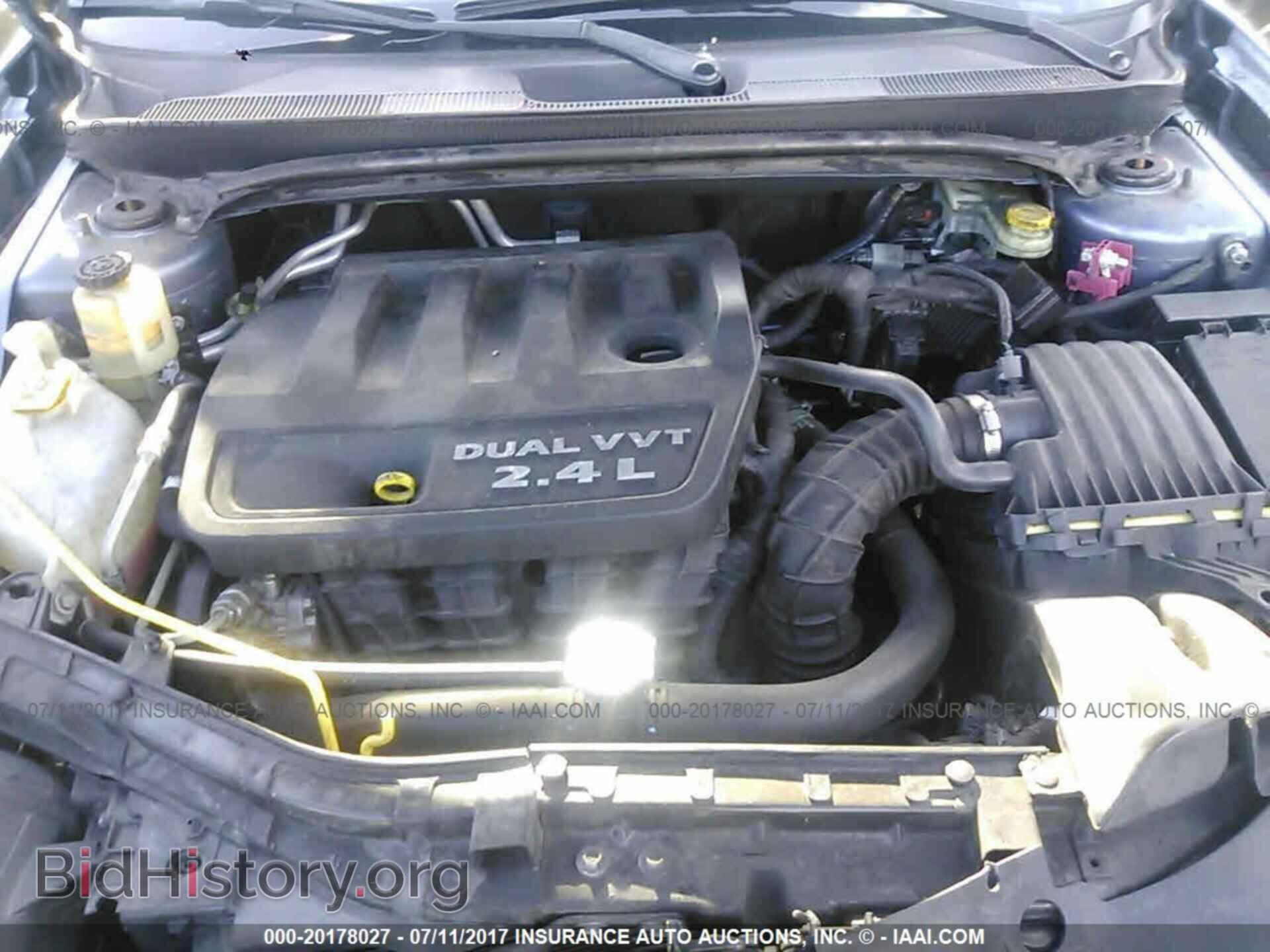 2011 Chrysler 200 - VIN: 1C3BC1FB6BN539795 - Photo 10