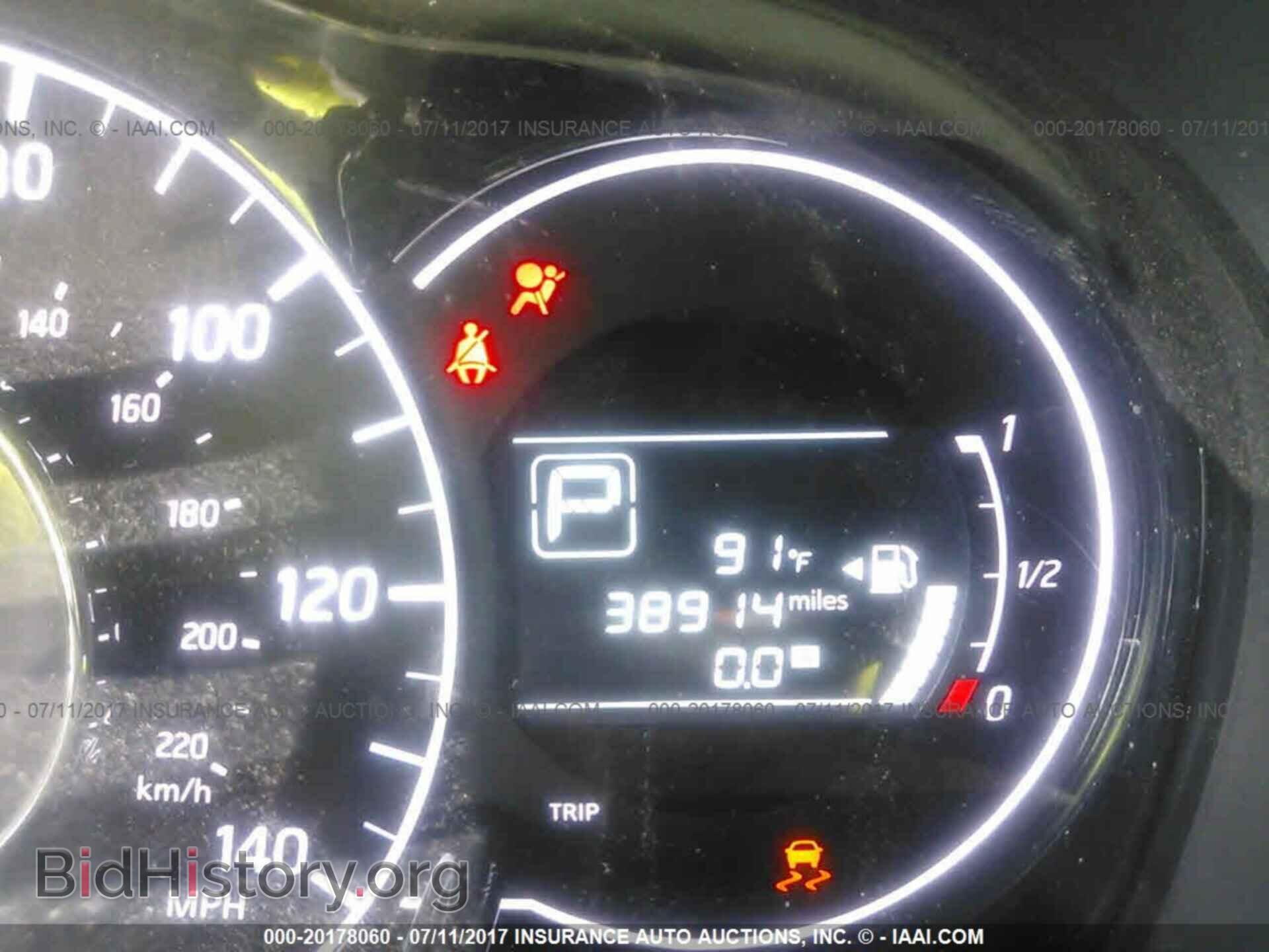2016 Nissan Versa note - VIN: 3N1CE2CP1GL364351 - Фото 7