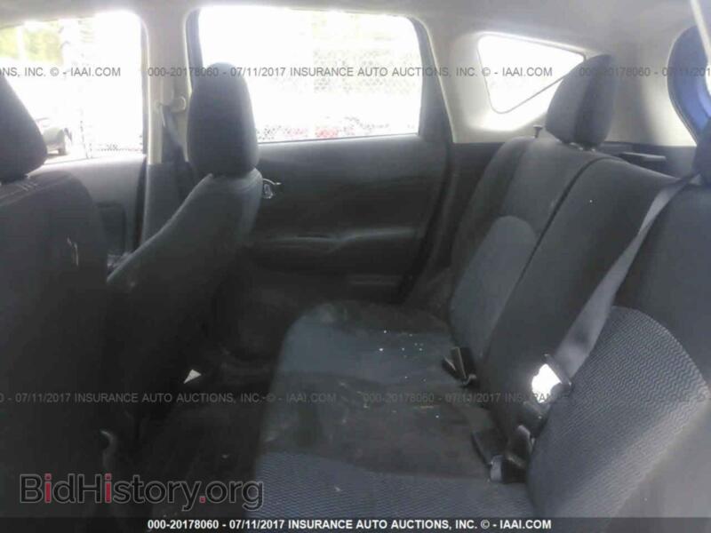 2016 Nissan VERSA NOTE (VIN 3N1CE2CP1GL364351) — фото 8 из 10
