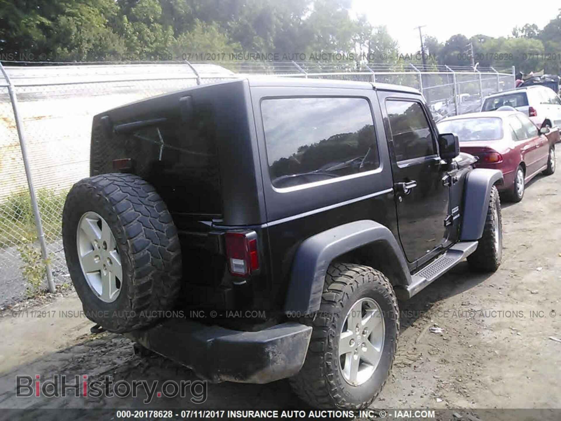 2015 Jeep Wrangler - VIN: 1C4AJWAG2FL629427 - Фото 4