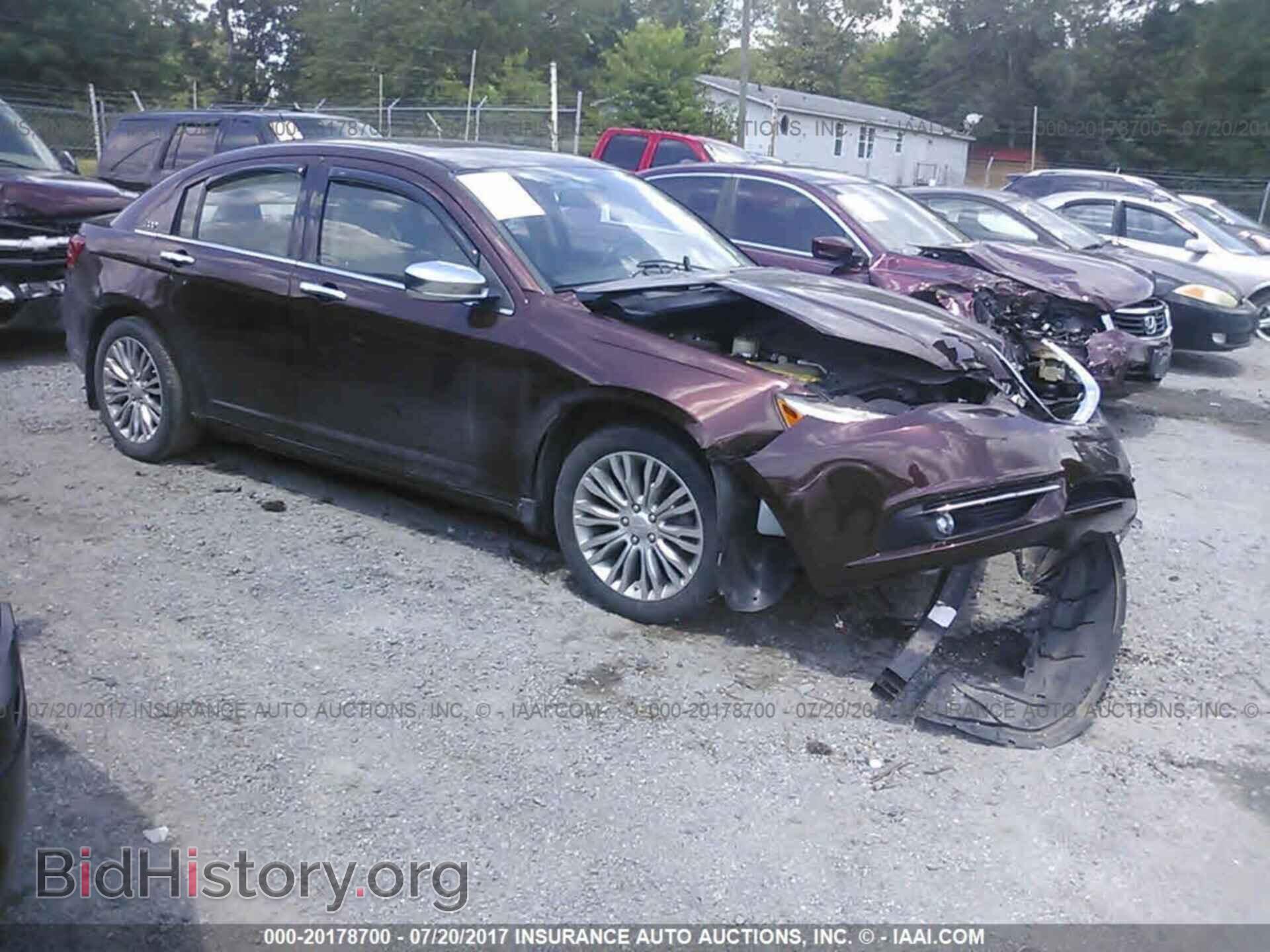 Photo 1C3CCBCG9DN522552 - Chrysler 200 2013