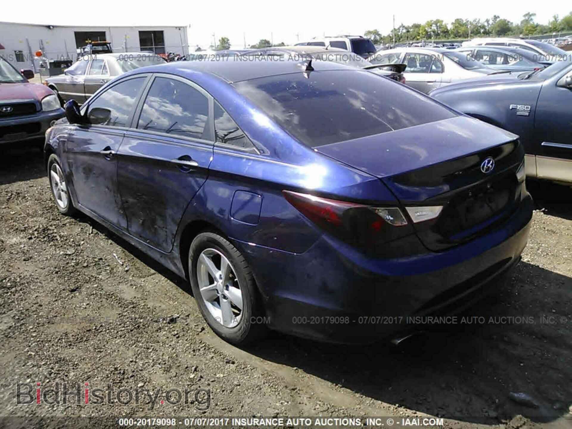 2012 Hyundai Sonata - VIN: 5NPEC4AC4CH329191 - Фото 3