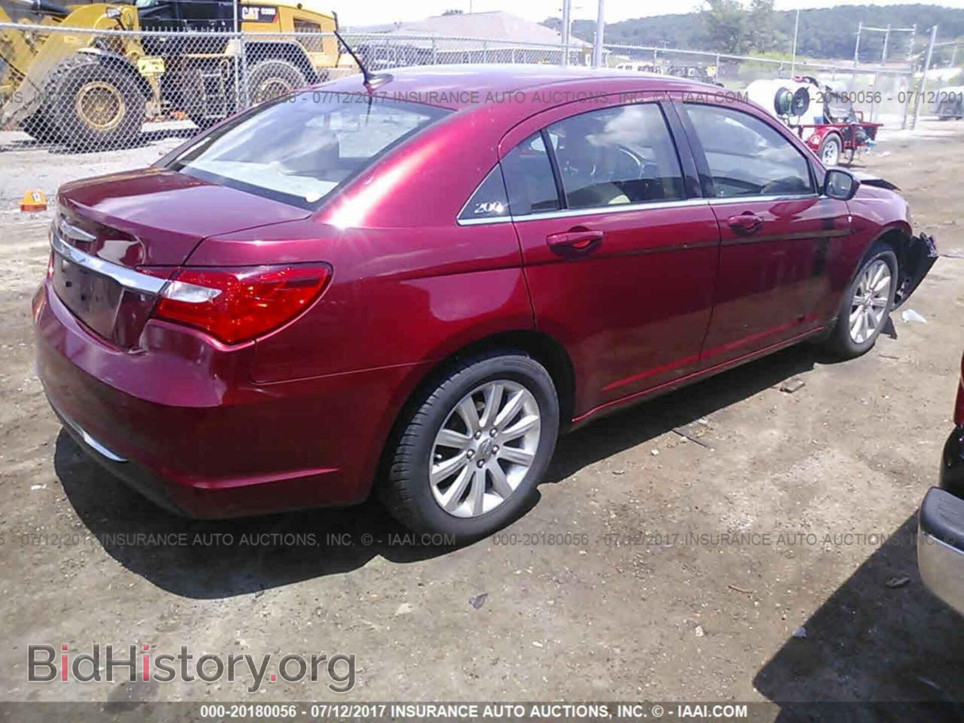 2013 Chrysler 200 - VIN: 1C3CCBBB5DN652981 - Фото 4