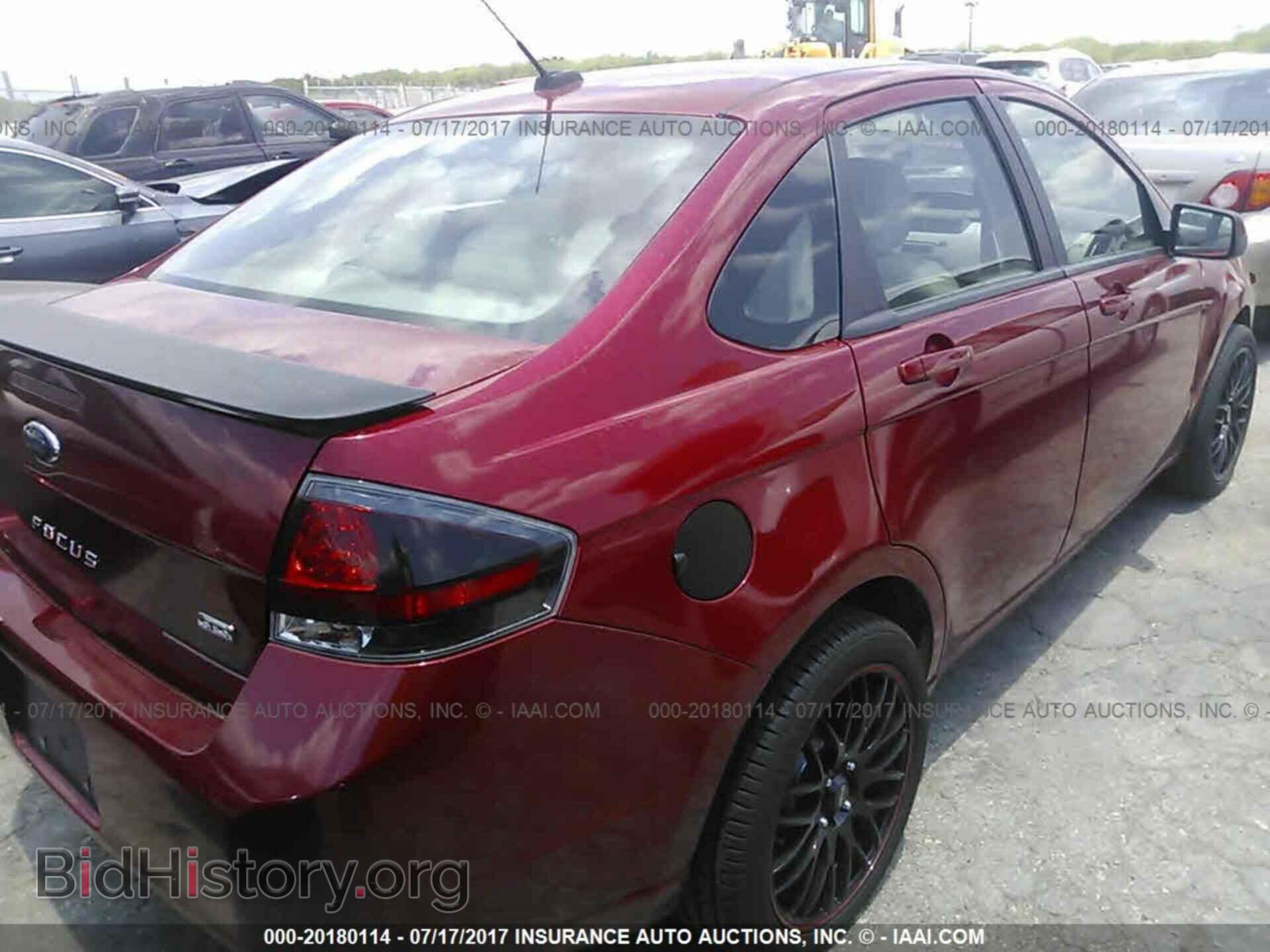 2011 Ford Focus - VIN: 1FAHP3GN1BW151887 - Фото 4