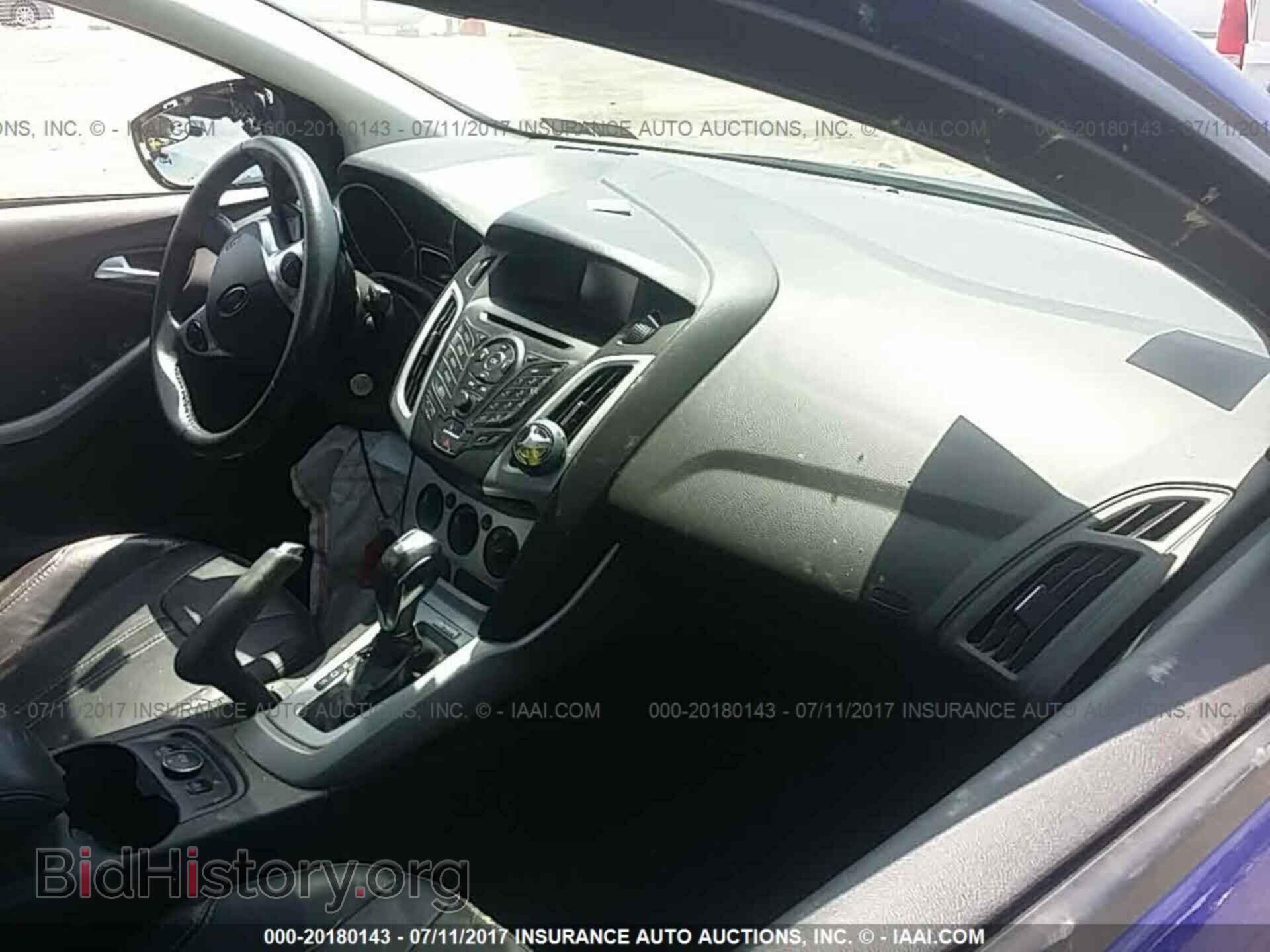 2014 Ford Focus - VIN: 1FADP3F23EL262260 - Photo 5