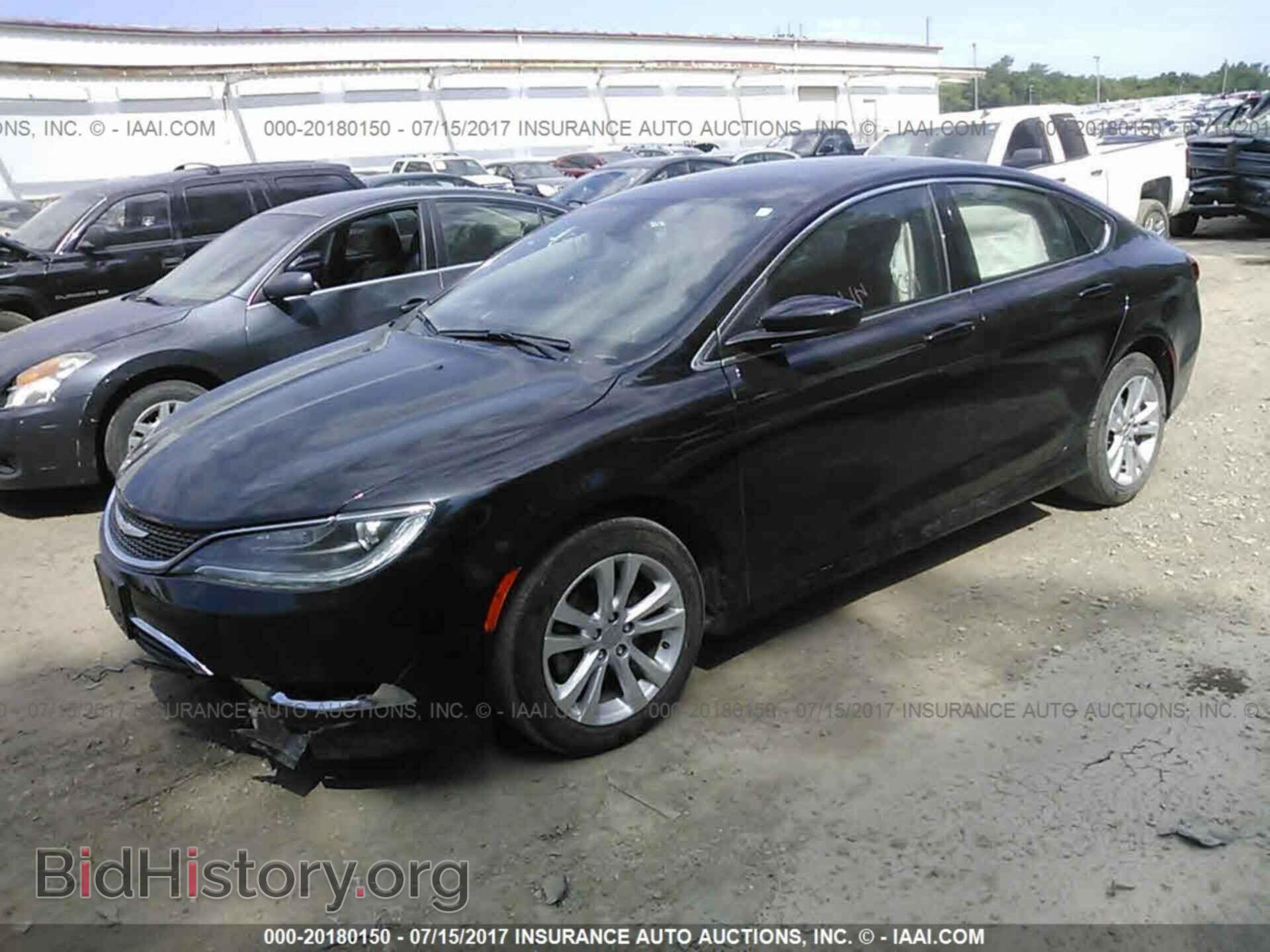 2015 Chrysler 200 - VIN: 1C3CCCAB5FN694898 - Photo 2