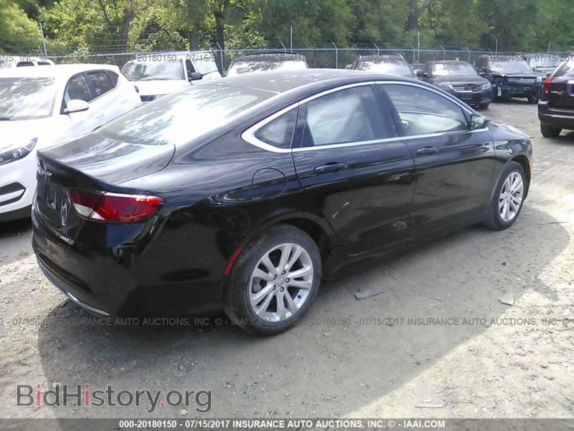 2015 Chrysler 200 - VIN: 1C3CCCAB5FN694898 - Photo 4
