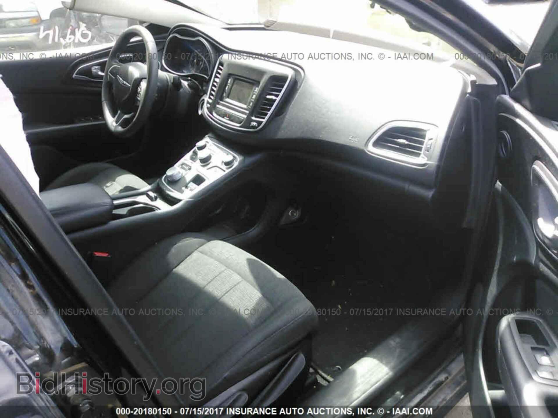 2015 Chrysler 200 - VIN: 1C3CCCAB5FN694898 - Photo 5