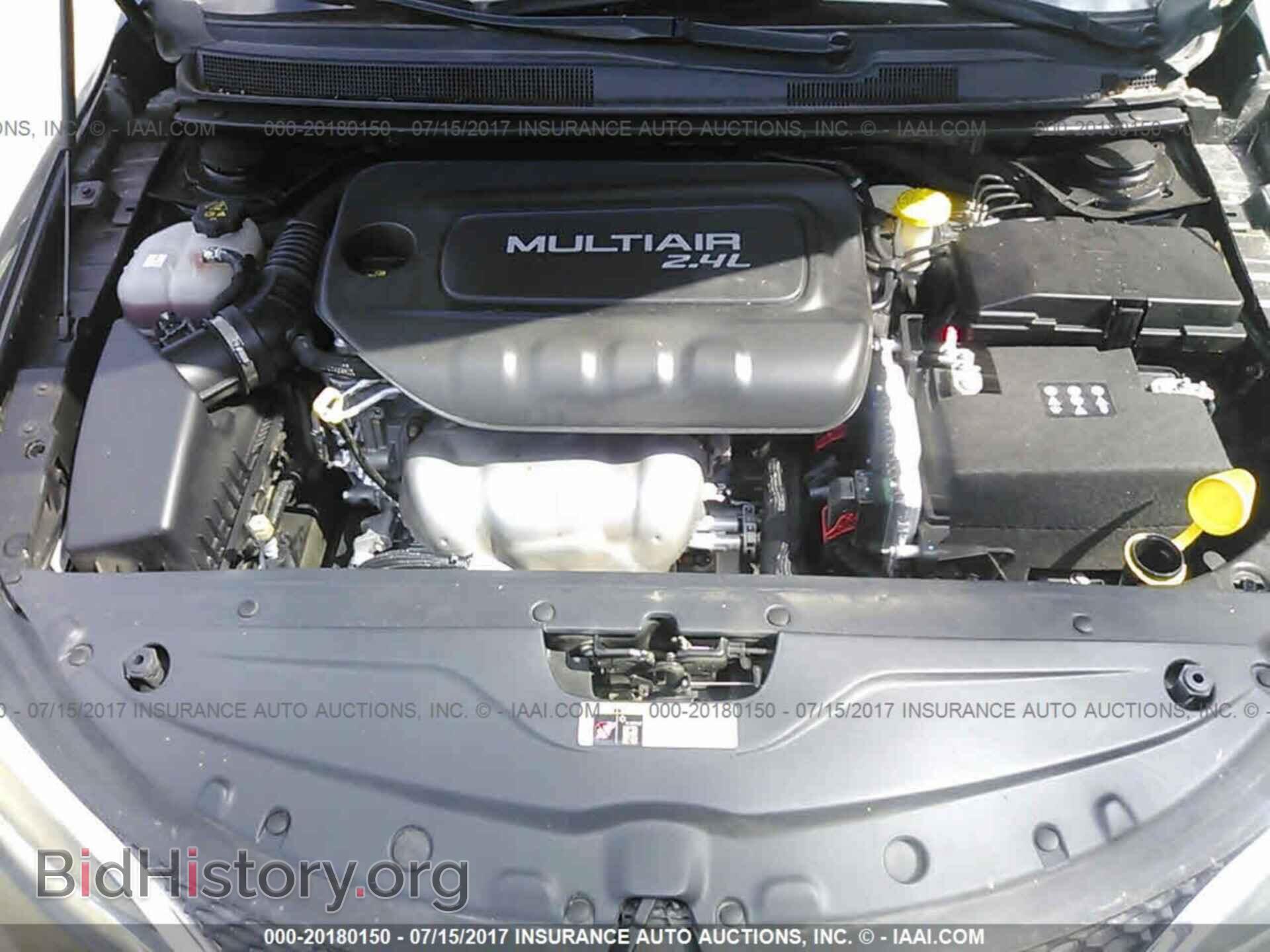 2015 Chrysler 200 - VIN: 1C3CCCAB5FN694898 - Photo 10