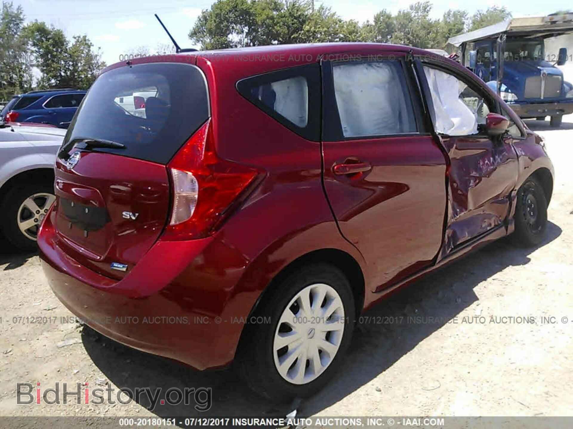 2016 Nissan Versa note - VIN: 3N1CE2CP3GL351343 - Фото 4