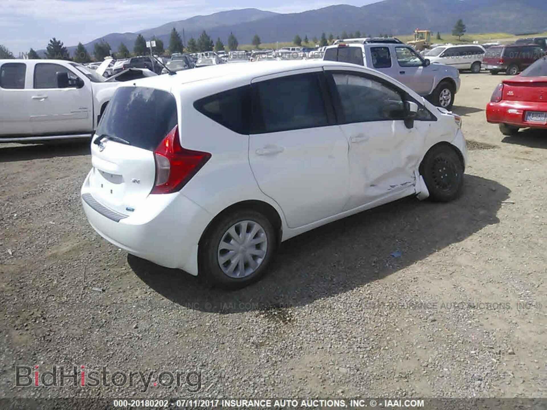 2015 Nissan Versa note - VIN: 3N1CE2CP2FL360940 - Фото 4