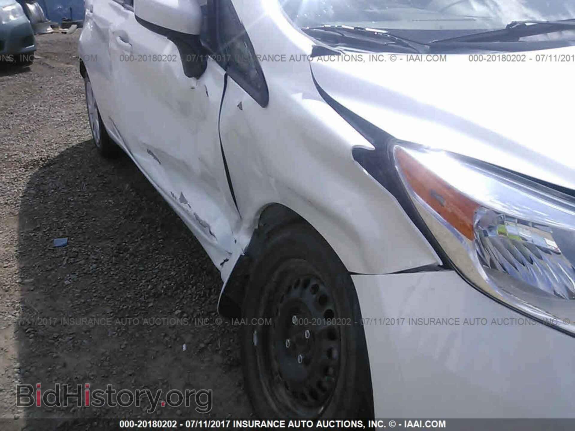 2015 Nissan Versa note - VIN: 3N1CE2CP2FL360940 - Фото 6