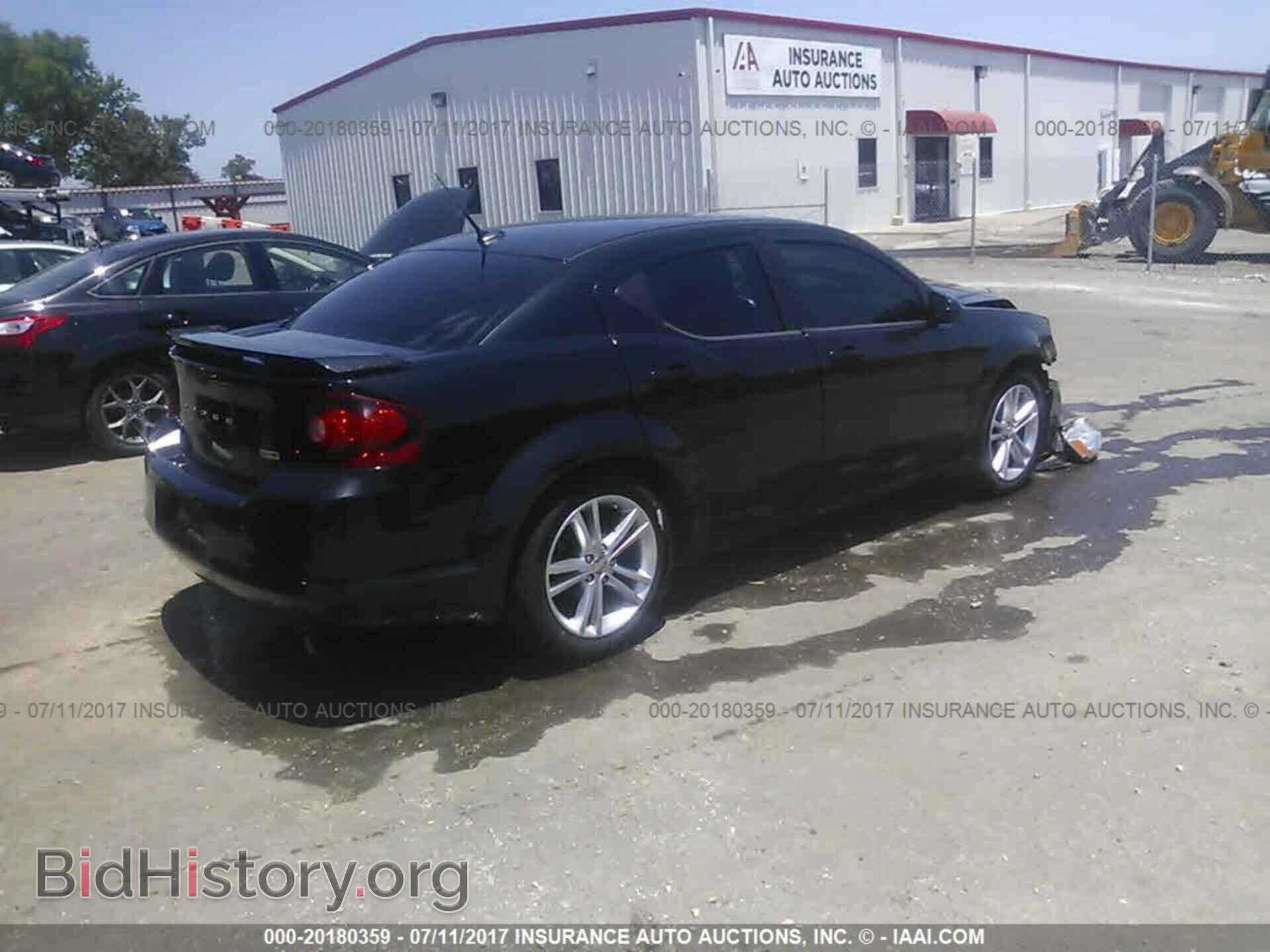 2011 Dodge Avenger - VIN: 1B3BD1FG3BN508221 - Photo 4