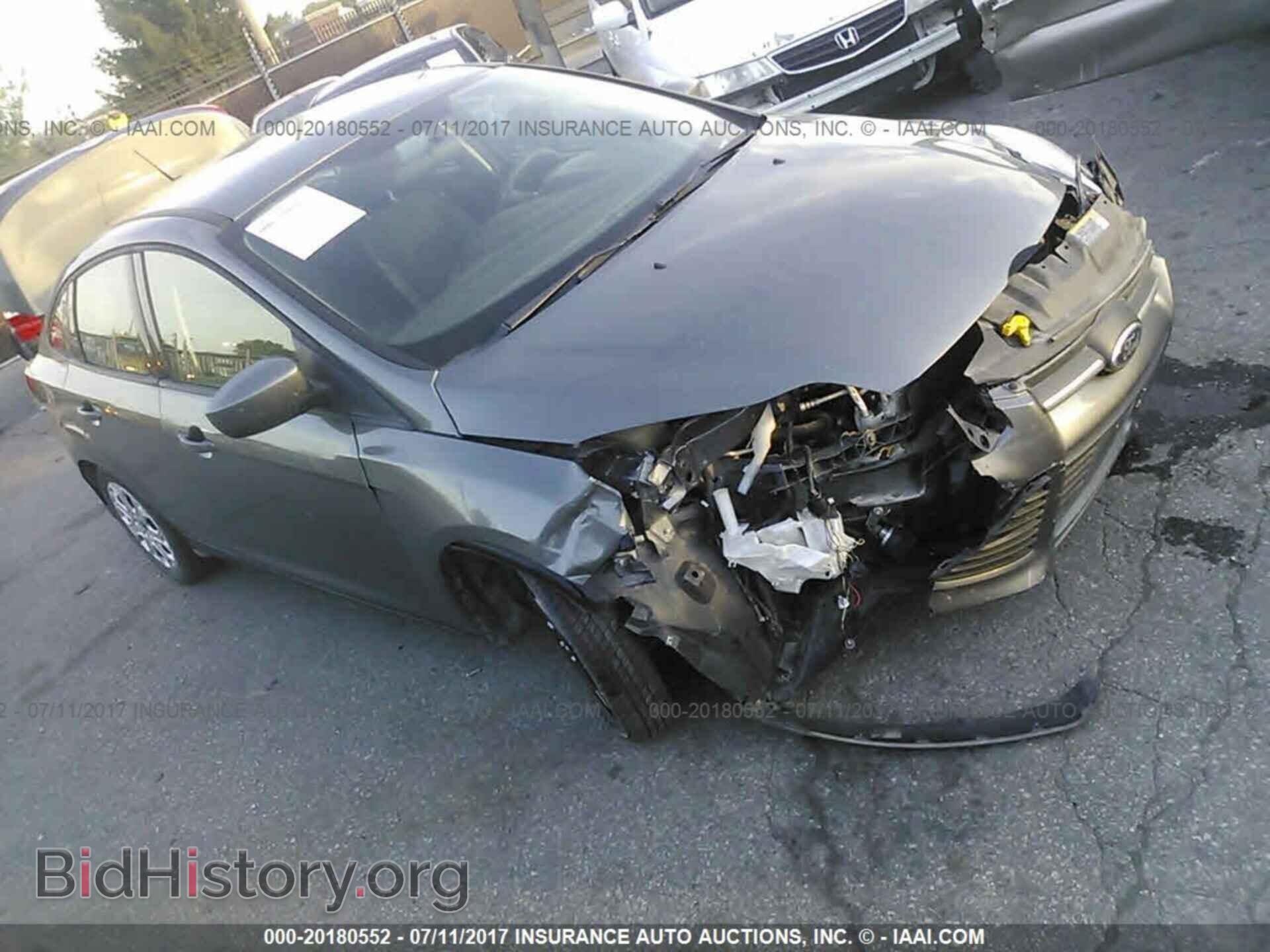 Photo 1FAHP3F23CL425598 - Ford Focus 2012