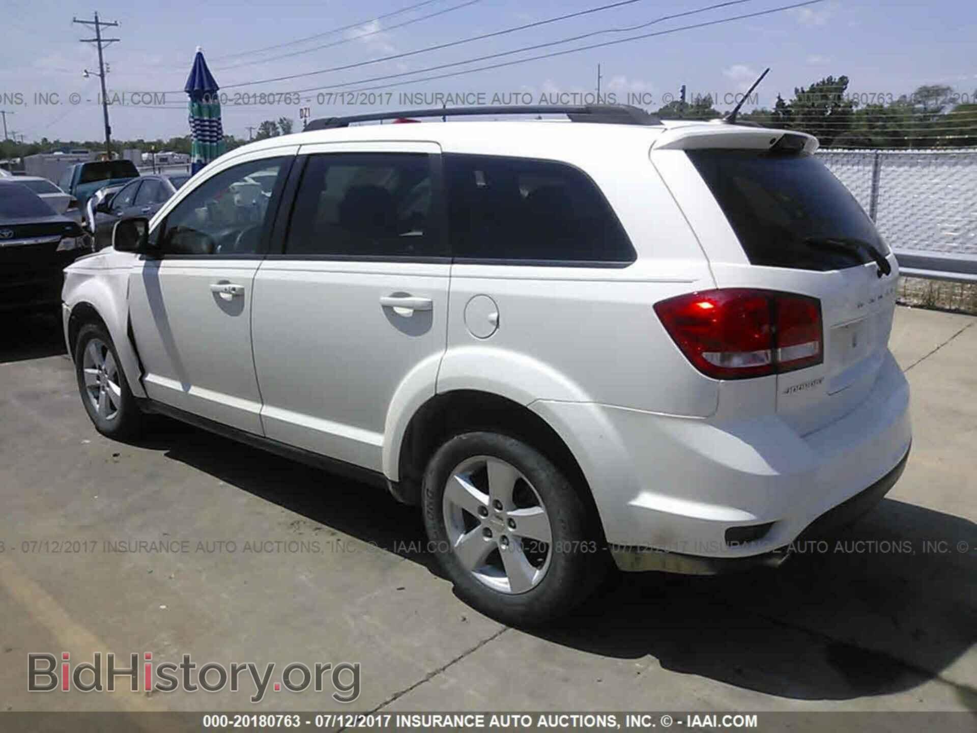 2012 Dodge Journey - VIN: 3C4PDCBGXCT387128 - Фото 3