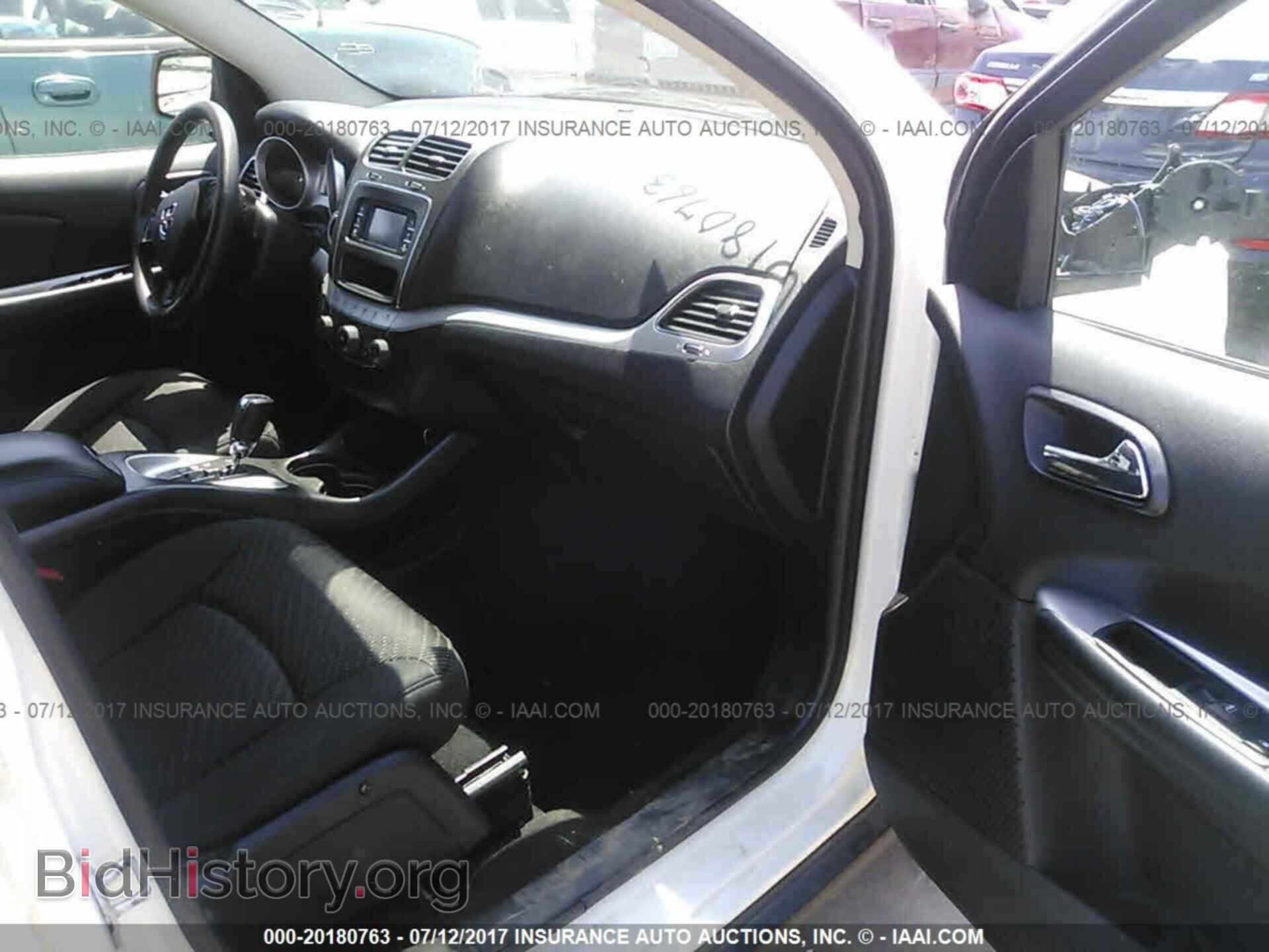 2012 Dodge Journey - VIN: 3C4PDCBGXCT387128 - Фото 5