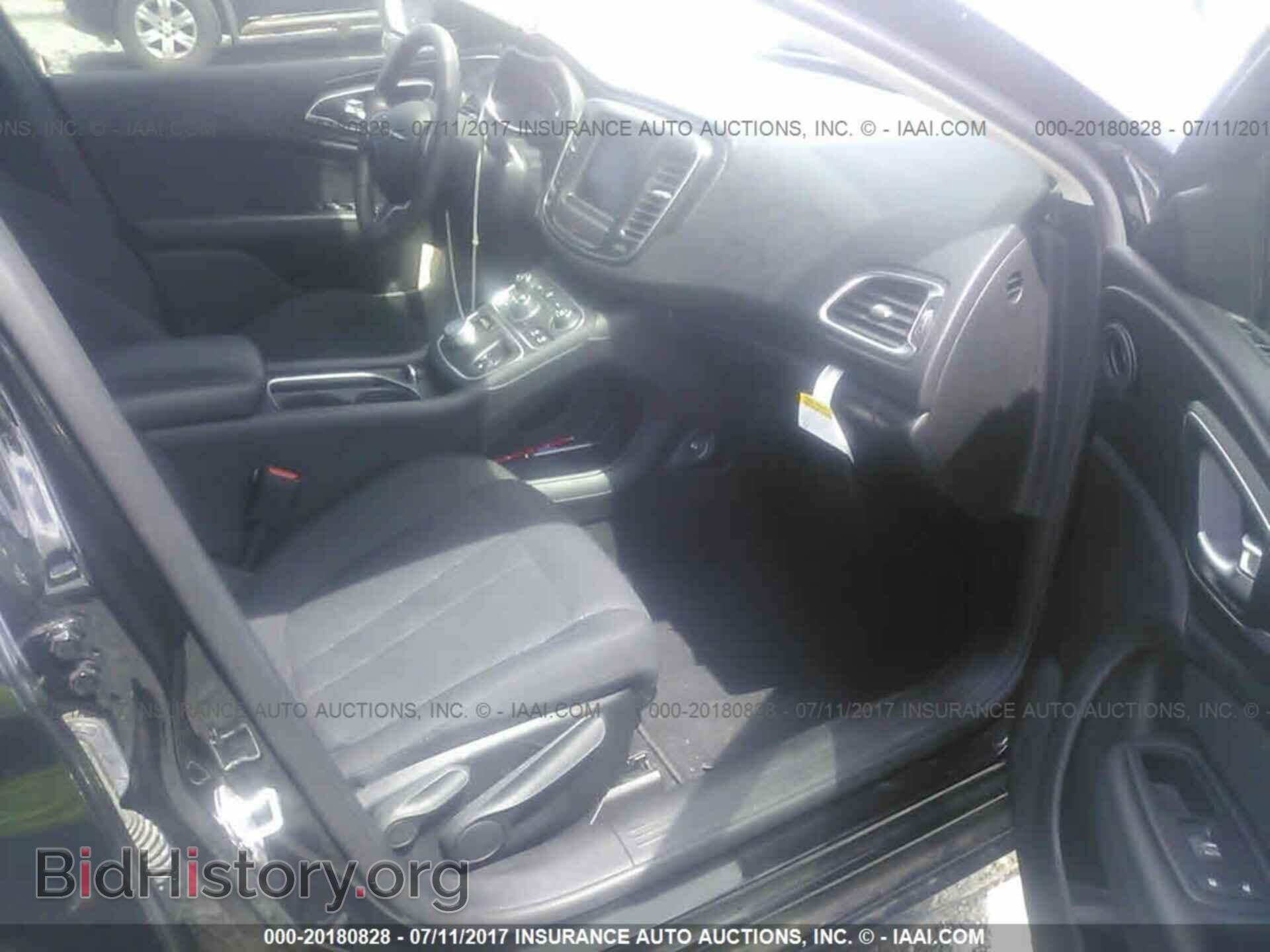 2016 Chrysler 200 - VIN: 1C3CCCABXGN115891 - Фото 5
