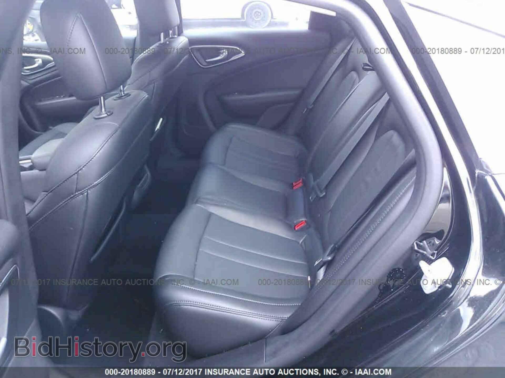 2016 Chrysler 200 - VIN: 1C3CCCAB7GN180603 - Photo 8
