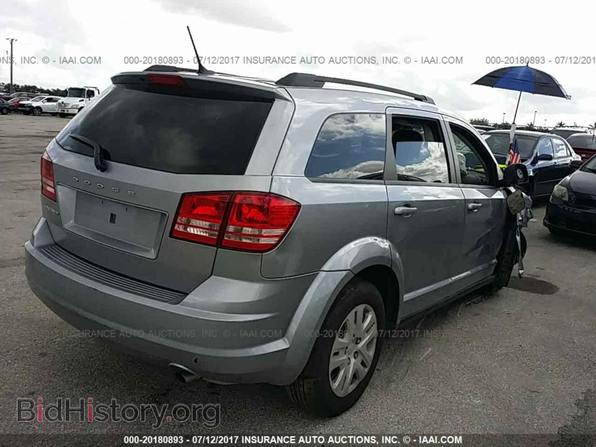 2017 Dodge Journey - VIN: 3C4PDCAB0HT552004 - Фото 4