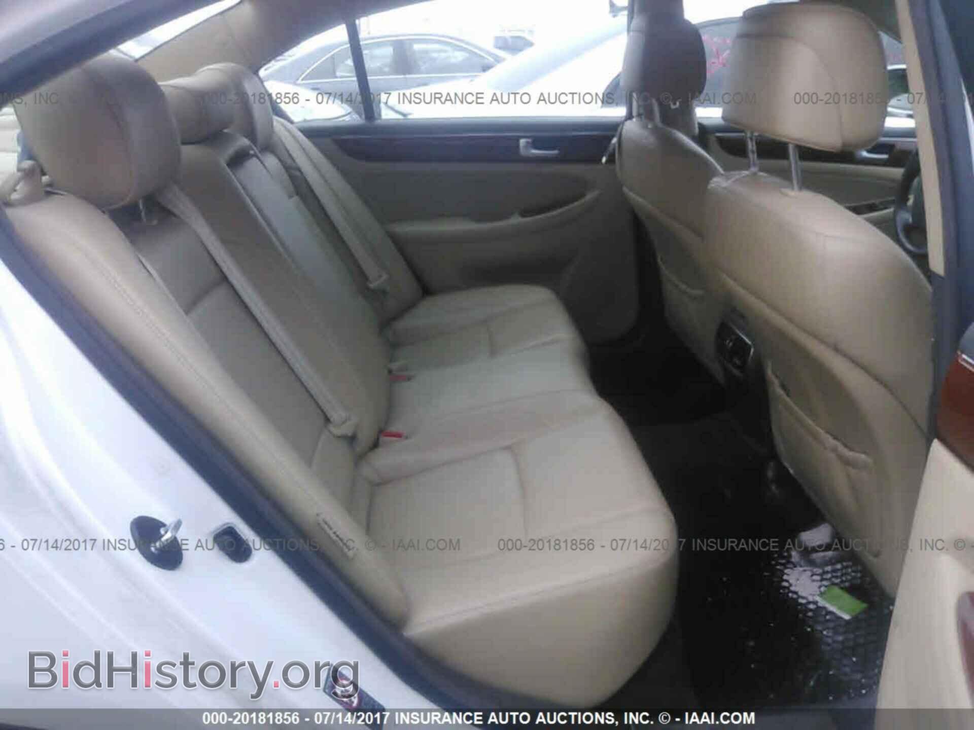 2013 Hyundai Genesis - VIN: KMHGC4DD4DU222593 - Фото 8