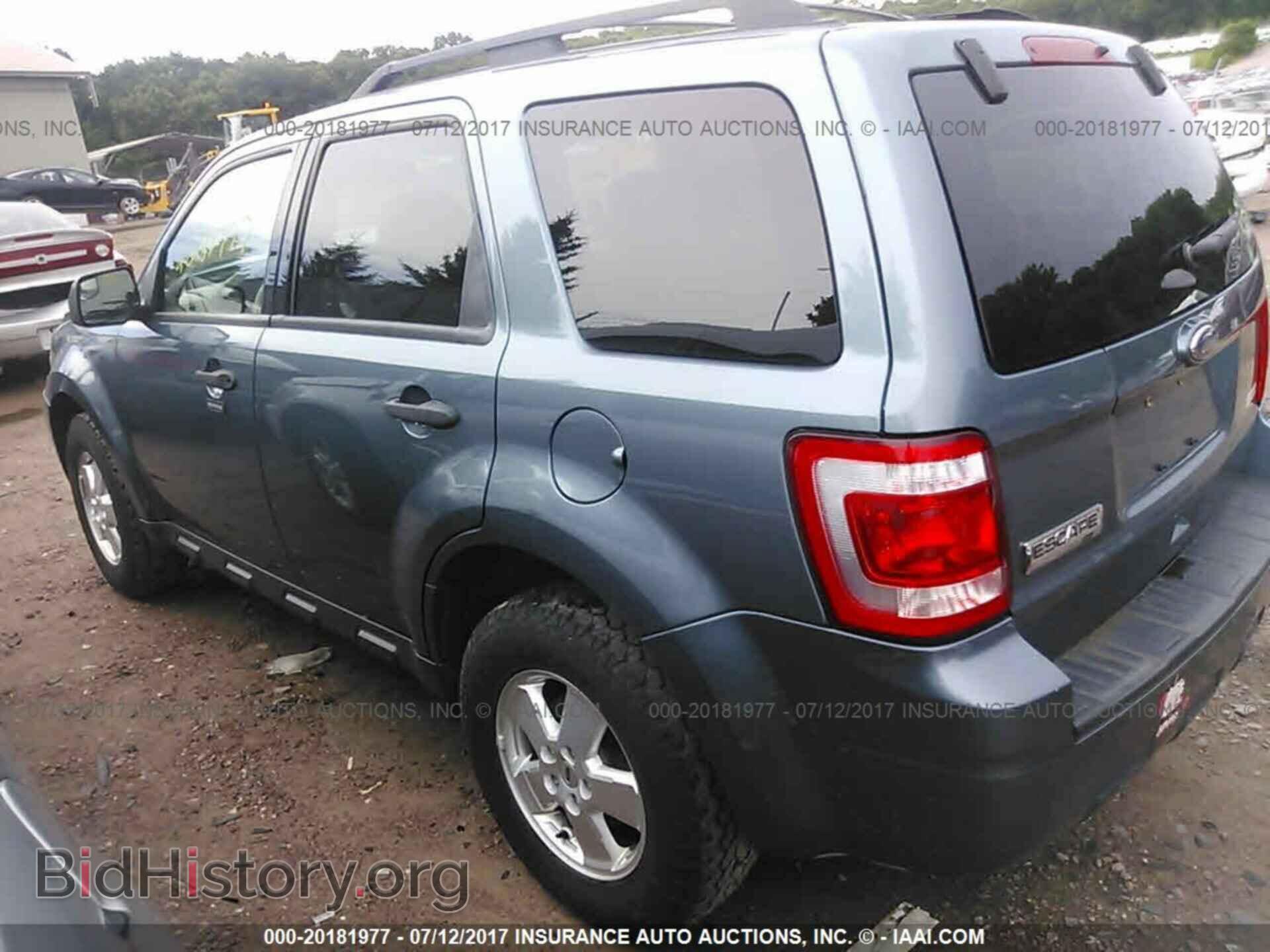 2011 Ford Escape - VIN: 1FMCU9D70BKB72965 - Photo 3