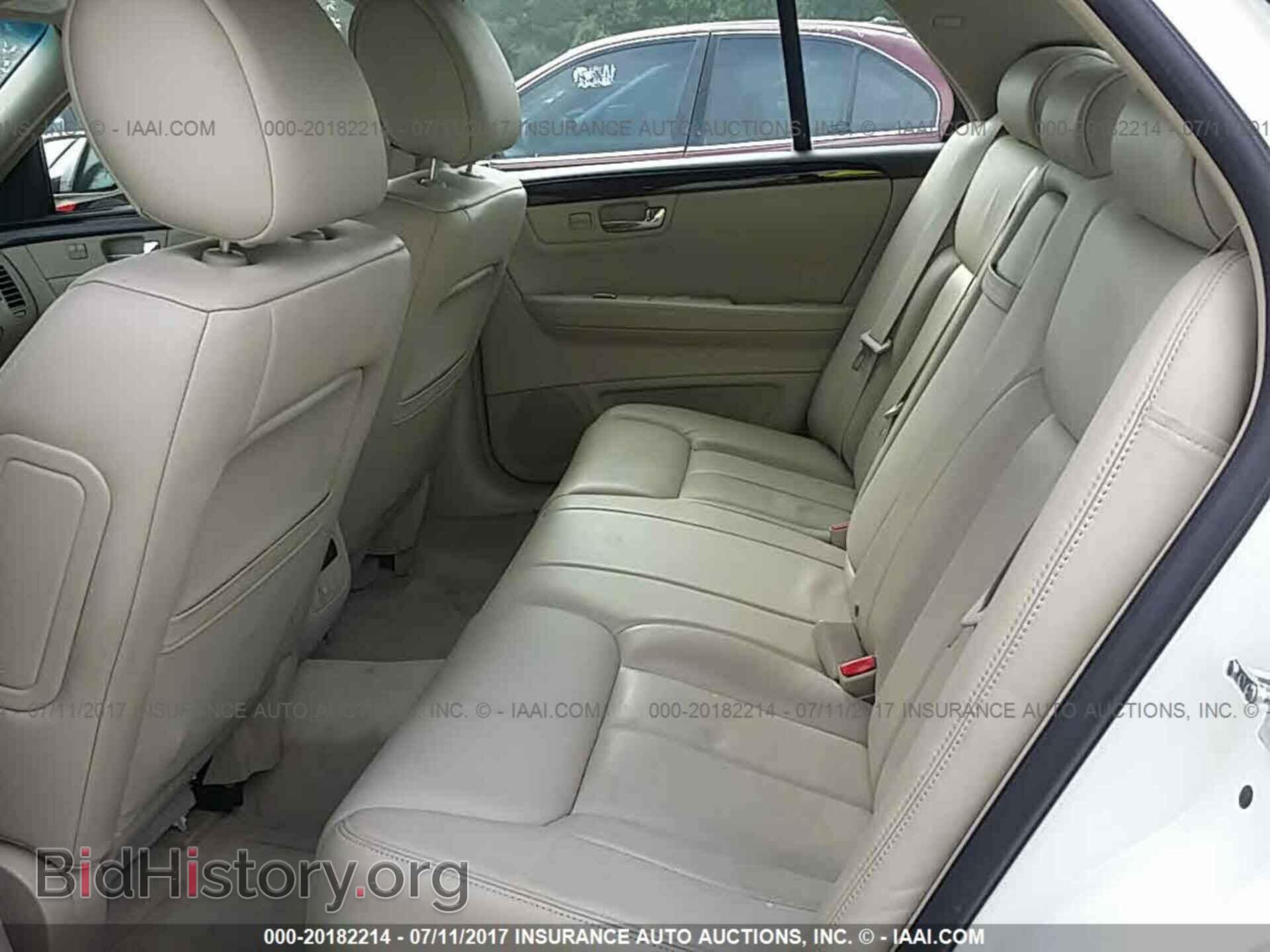 2011 Cadillac Dts - VIN: 1G6KH5E6XBU122049 - Фото 8