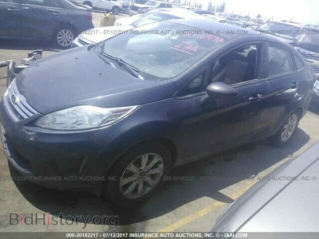 2013 Ford Fiesta - VIN: 3FADP4BJ3DM142801 - Фото 2