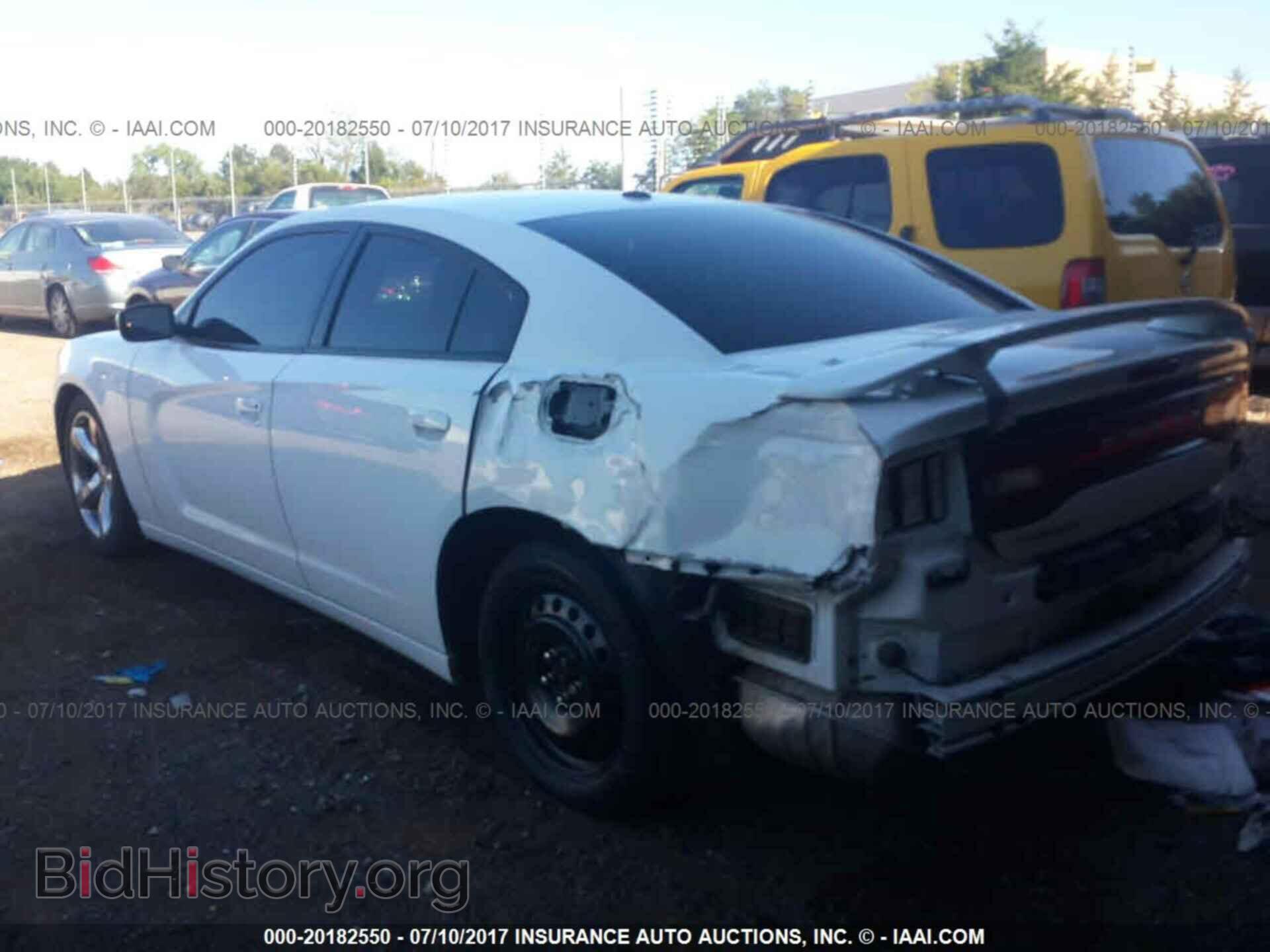 2012 Dodge Charger - VIN: 2C3CDXHG1CH135505 - Фото 3