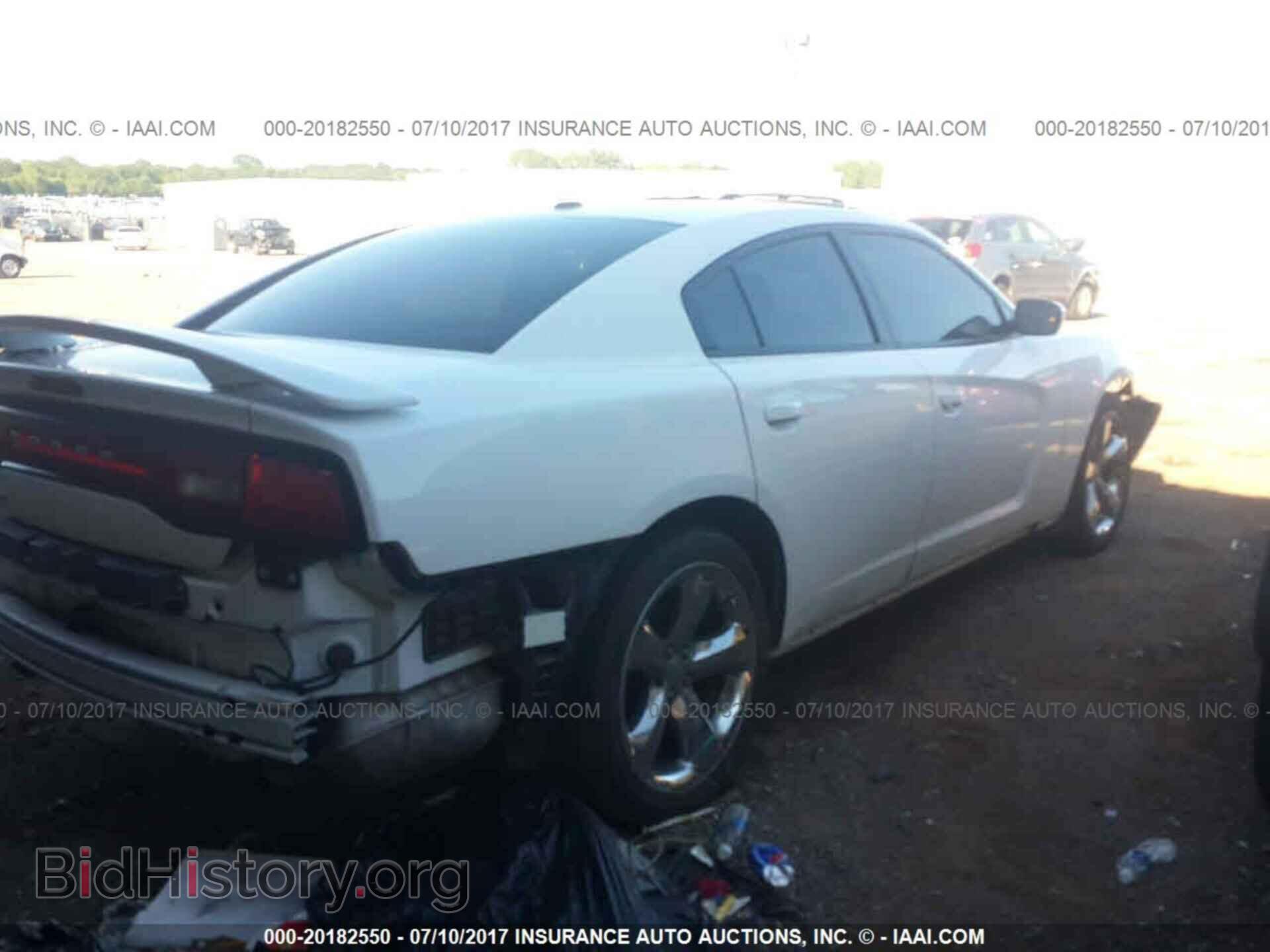 2012 Dodge Charger - VIN: 2C3CDXHG1CH135505 - Фото 4