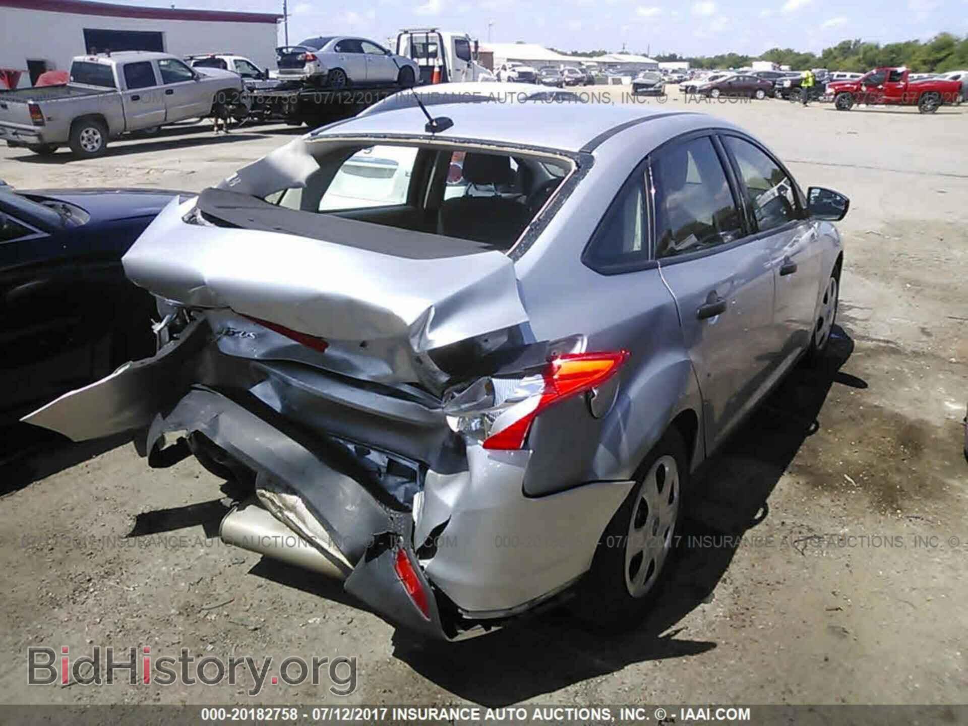 2014 Ford Focus - VIN: 1FADP3E20EL362642 - Фото 4
