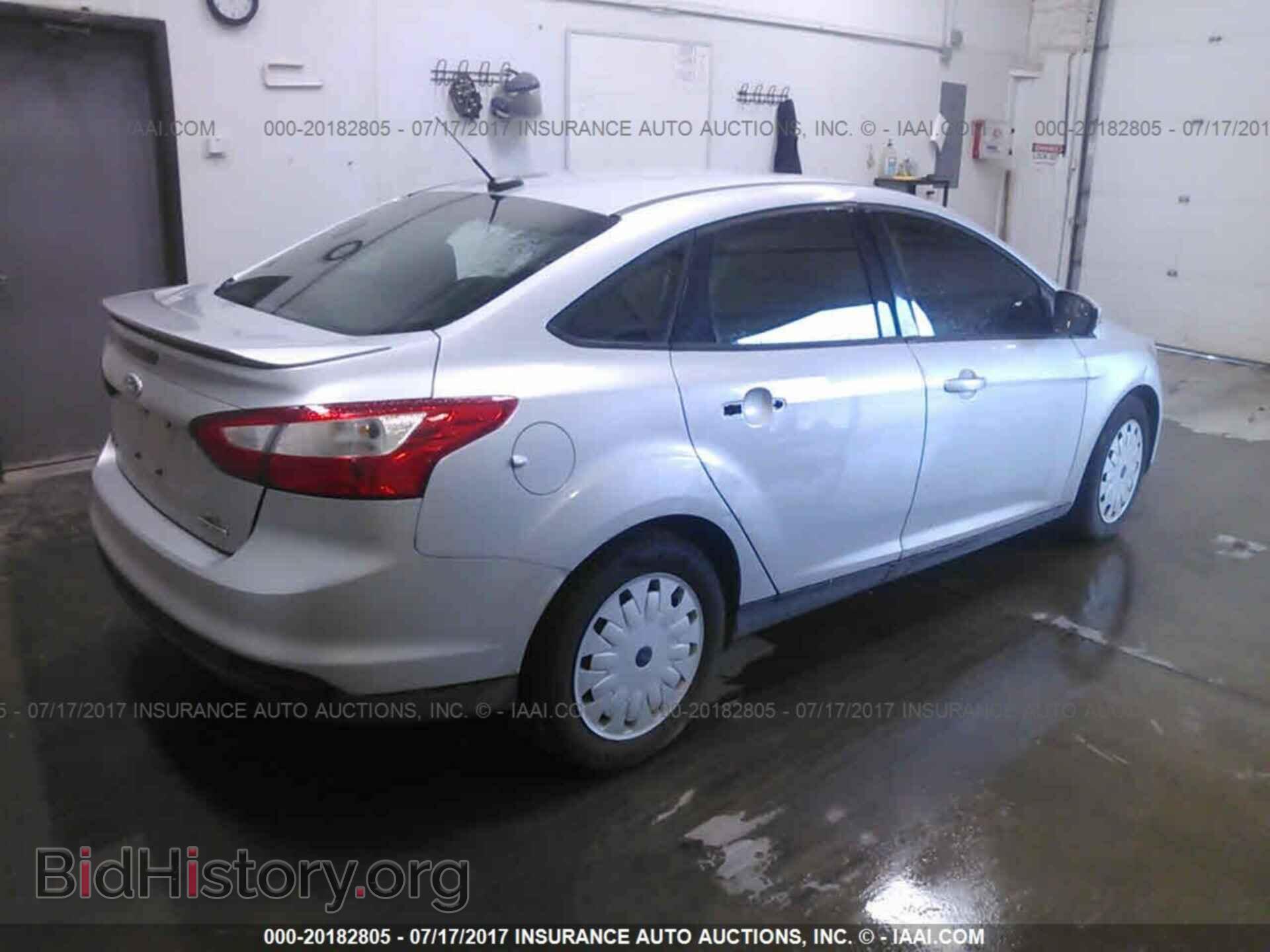 2013 Ford Focus - VIN: 1FADP3F23DL117377 - Фото 4