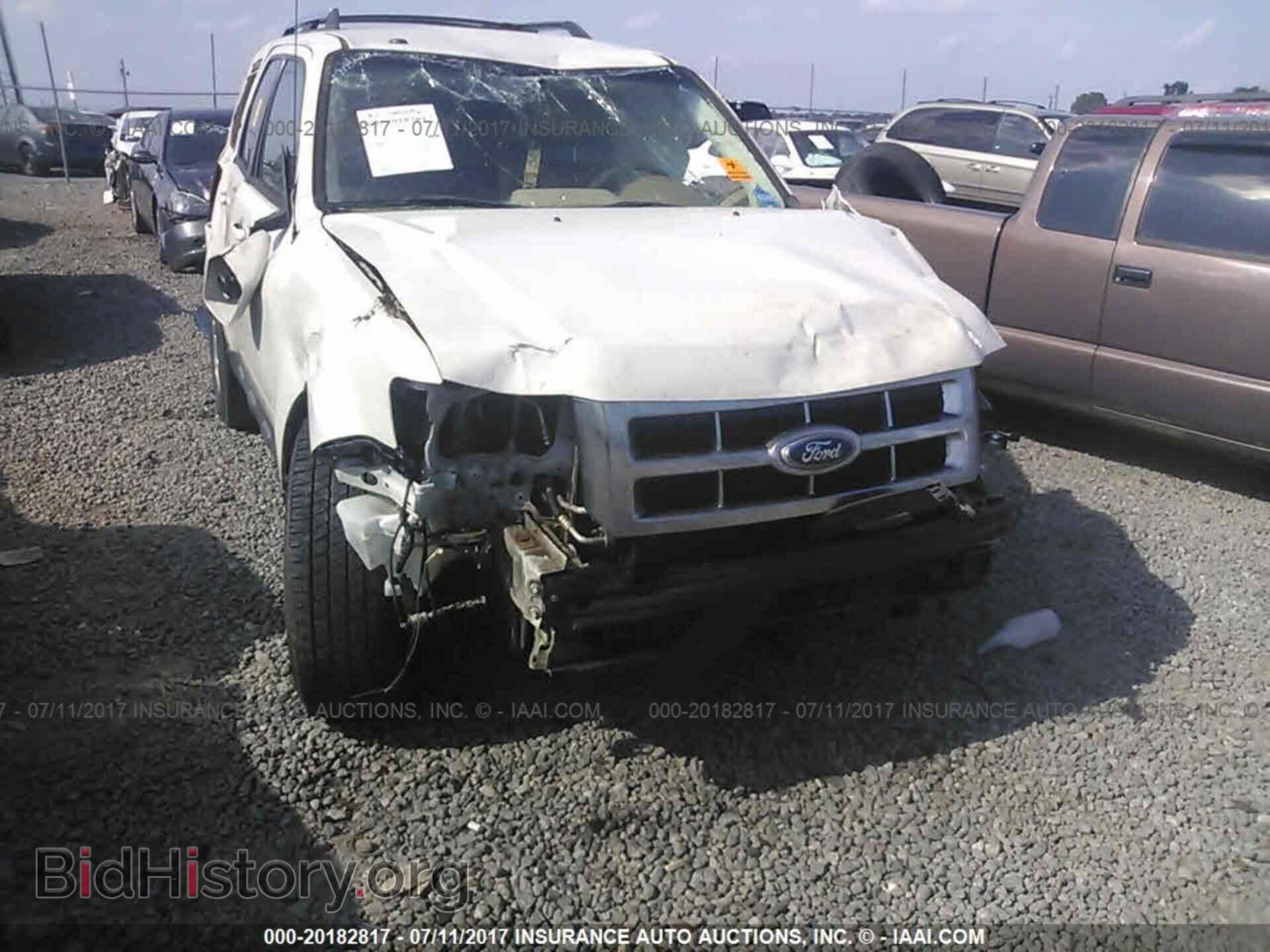2011 Ford Escape - VIN: 1FMCU0EG8BKA22788 - Photo 6