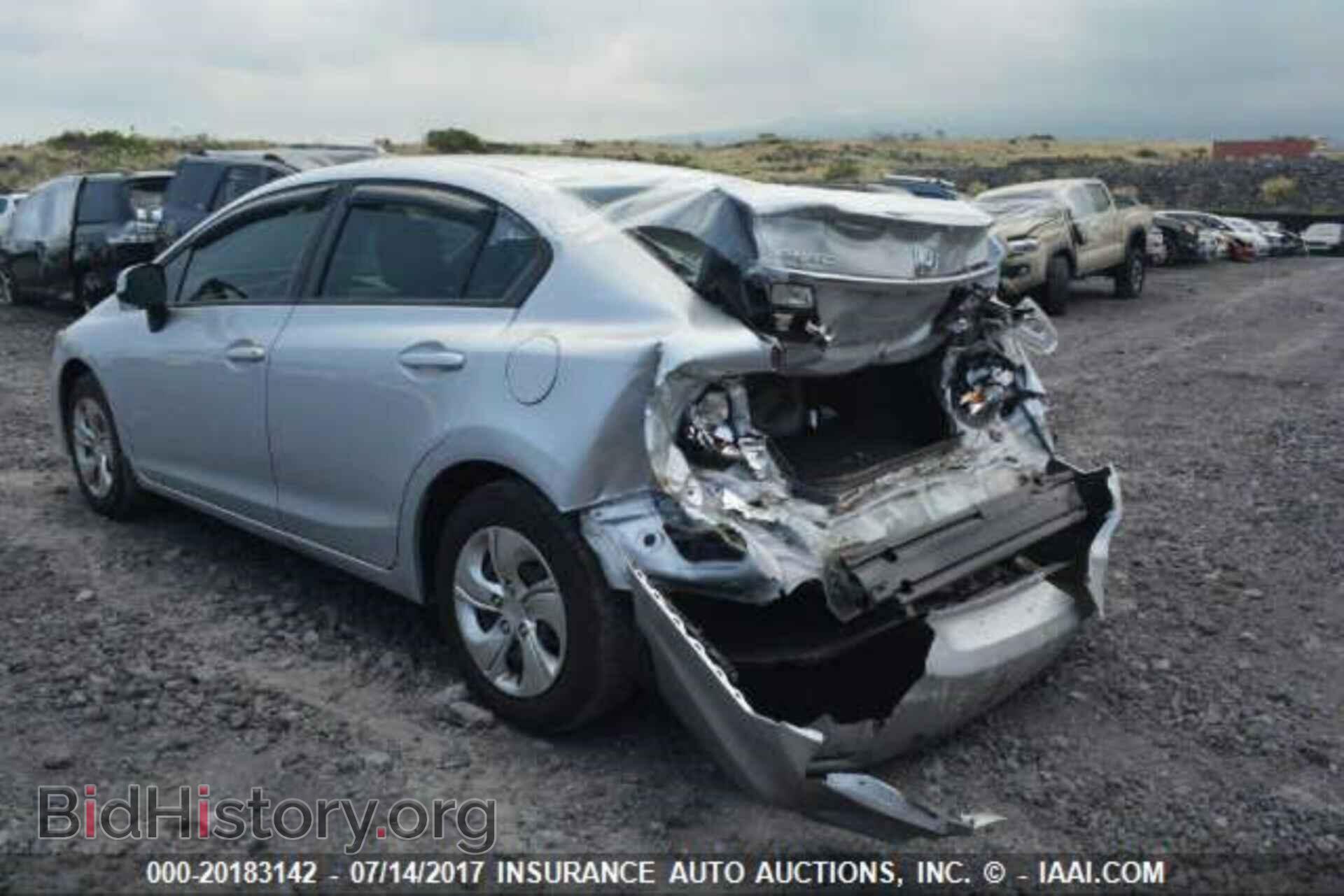 2013 Honda Civic - VIN: 2HGFB2F57DH578487 - Photo 3