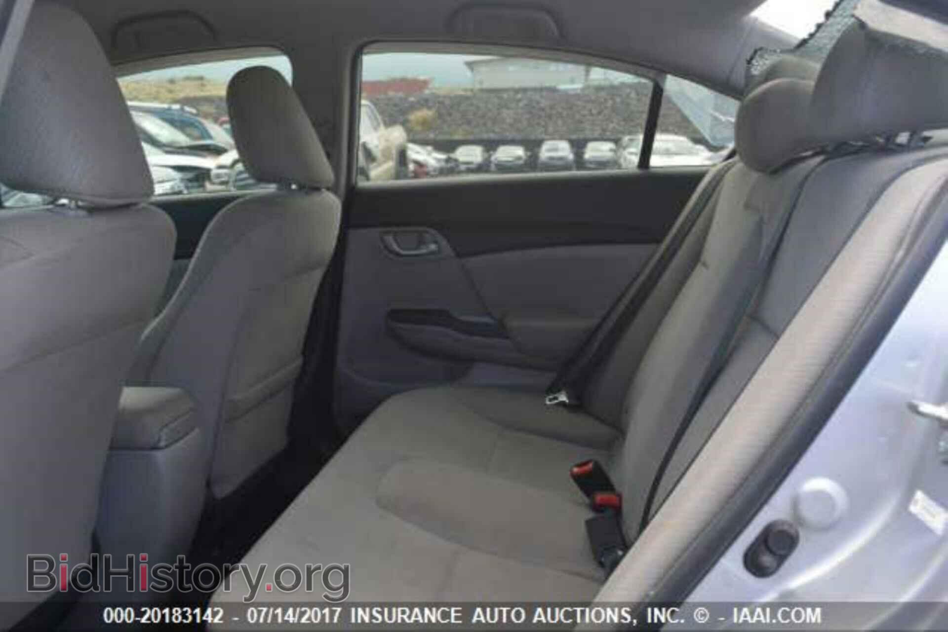 2013 Honda Civic - VIN: 2HGFB2F57DH578487 - Photo 8