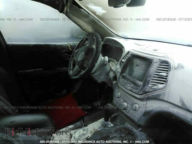 2014 Jeep Cherokee - VIN: 1C4PJLCS9EW105652 - Фото 5